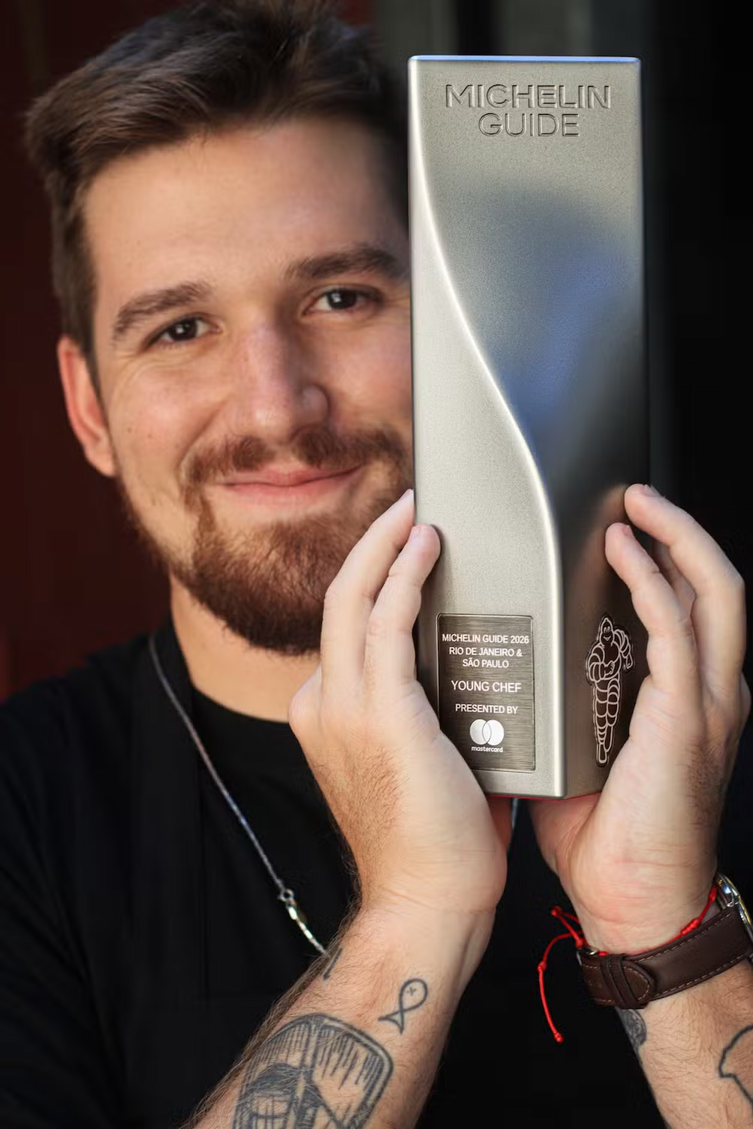 Quem é Pedro Coronha, chef carioca que despontou no Michelin com sabores inspirados no mar