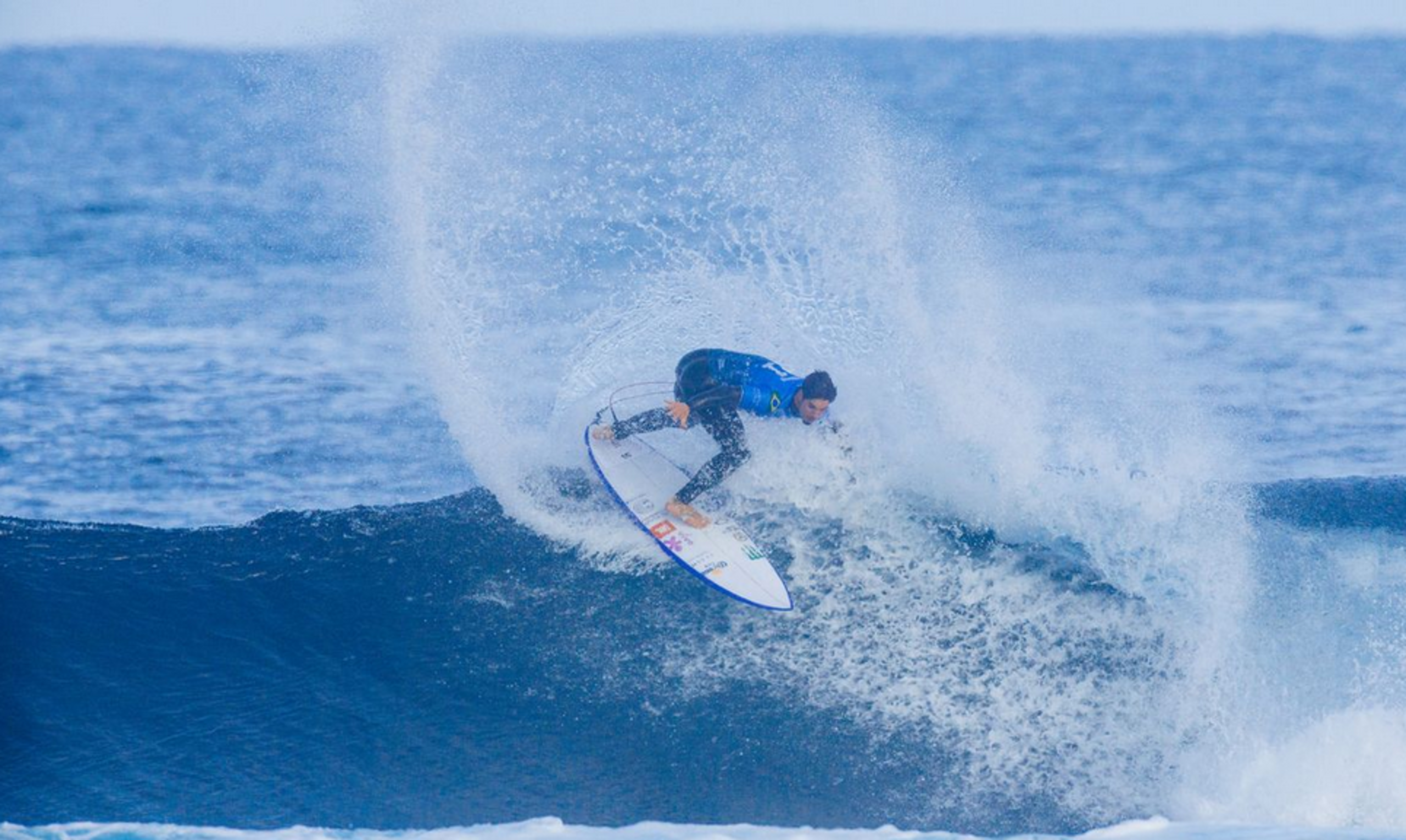 Gabriel Medina e Luana Silva garantem vice-campeonato na Austrália e sobem no ranking do surfe mundial