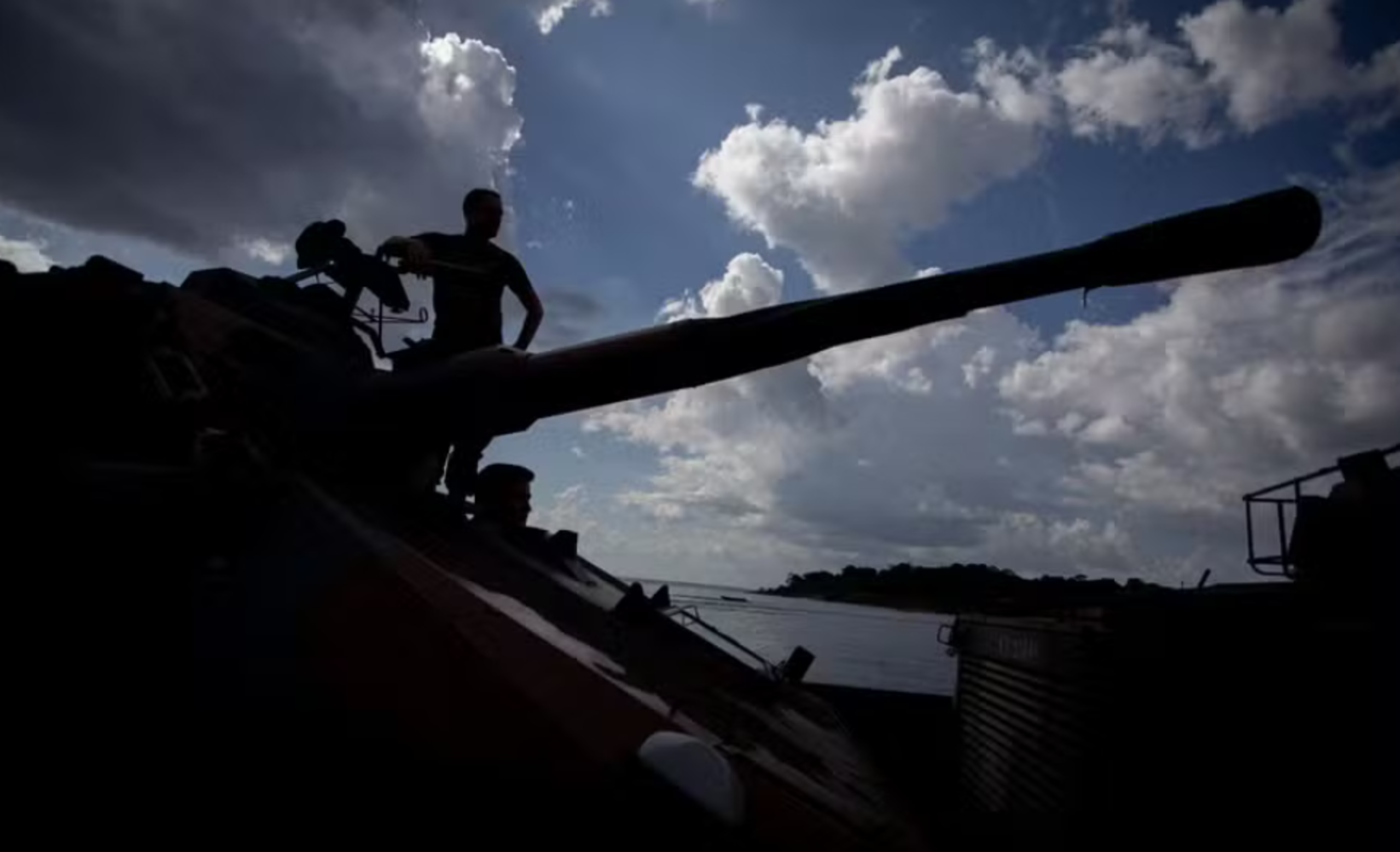 Brasil amplia gastos militares em 13% e é o país que mais investe em defesa na América do Sul