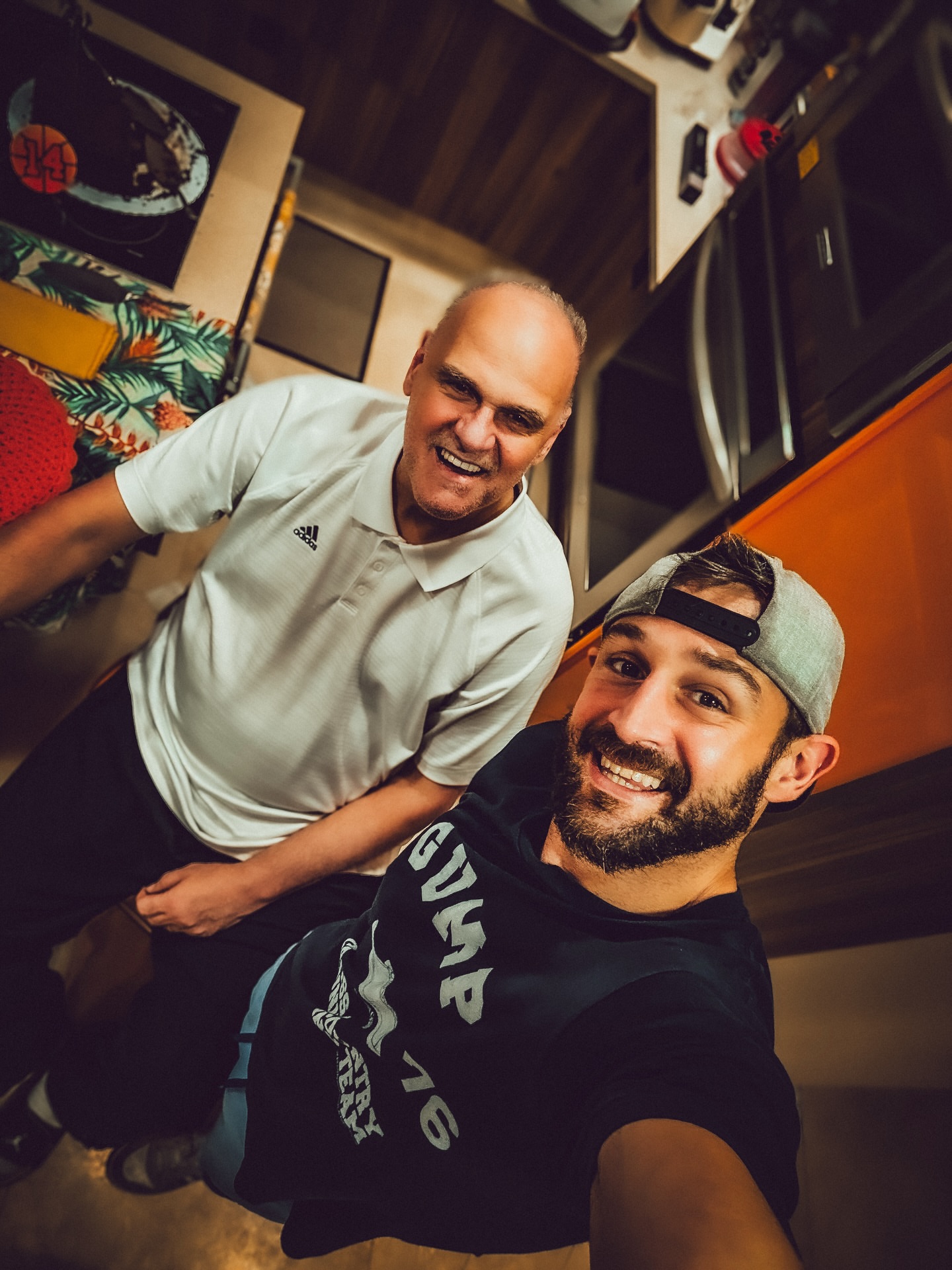 Filho de Oscar Schmidt presta homenagem após morte do ex-jogador: ‘O mundo perde um ídolo, e eu perco meu pai’