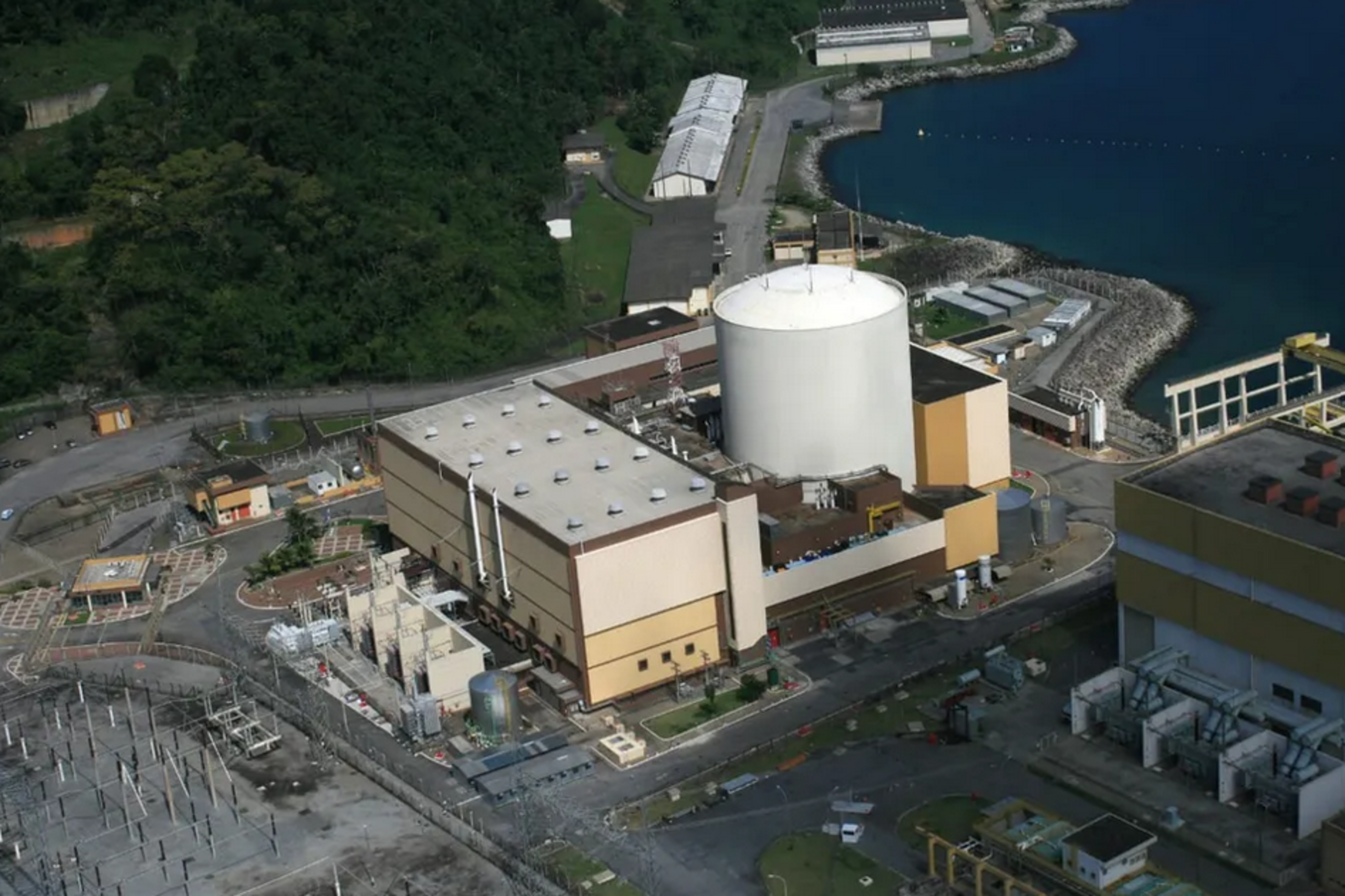Risco fiscal: estatal que controla usinas nucleares em Angra pode precisar de aporte do Tesouro Nacional