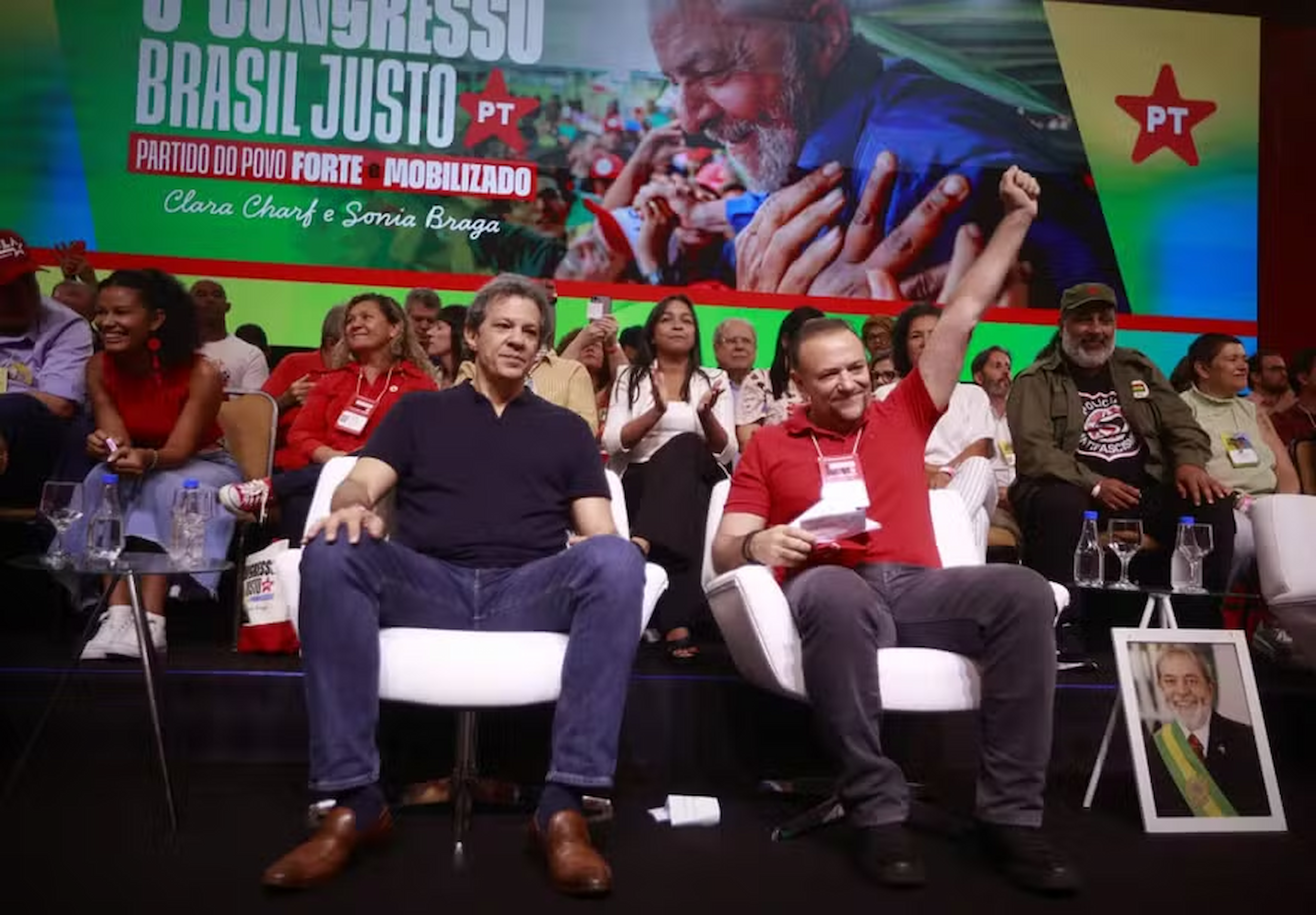 PT lança plano com reforma do Judiciário e foco em crescimento com distribuição de renda
