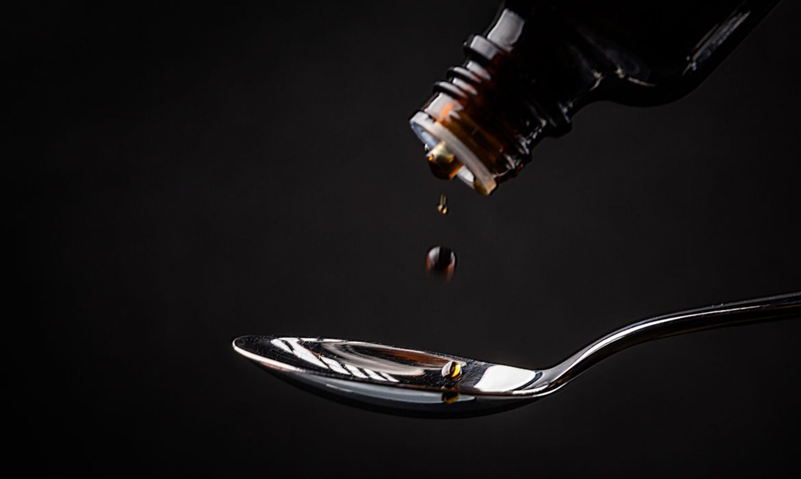 Anvisa suspende xaropes com clobutinol no Brasil