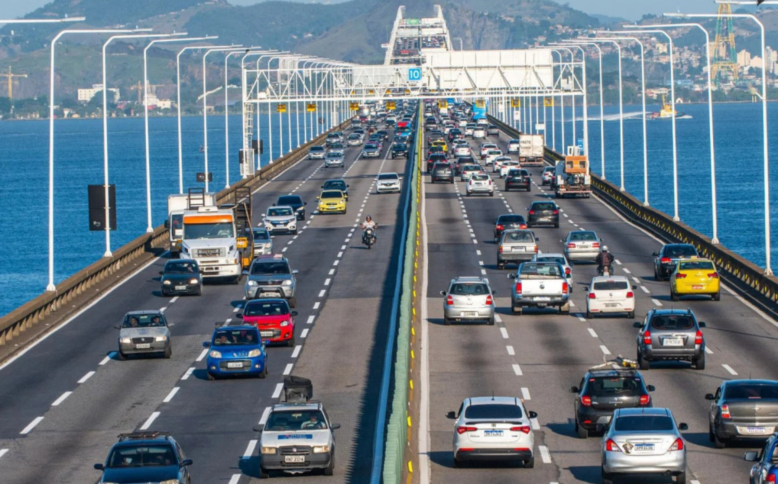 Corpus Christi: Ponte Rio-Niterói deve receber quase 900 mil veículos durante feriado prolongado