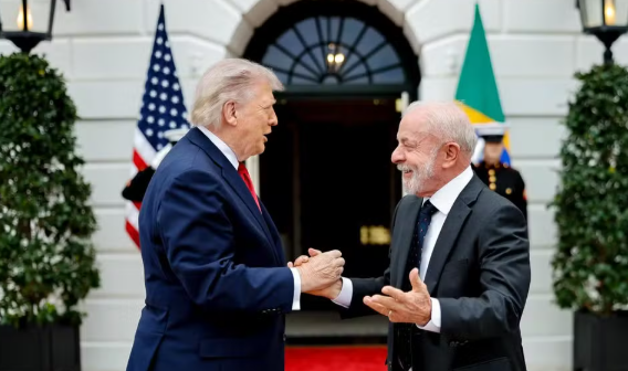 Lula diz que reunião com Trump não teve temas proibidos e destaca avanço na relação entre Brasil e EUA
