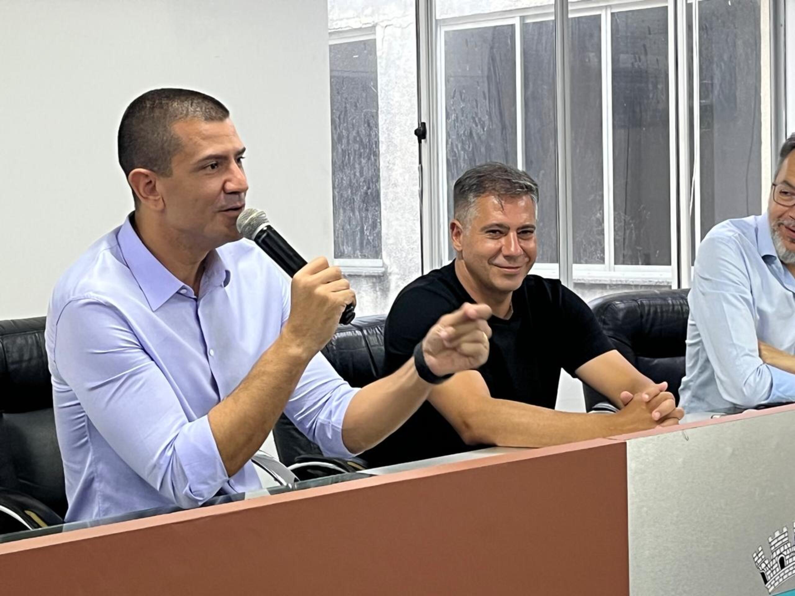 TRE-RJ nega pedido do PSD contra reuniões políticas com Douglas Ruas na prefeitura de Cabo Frio