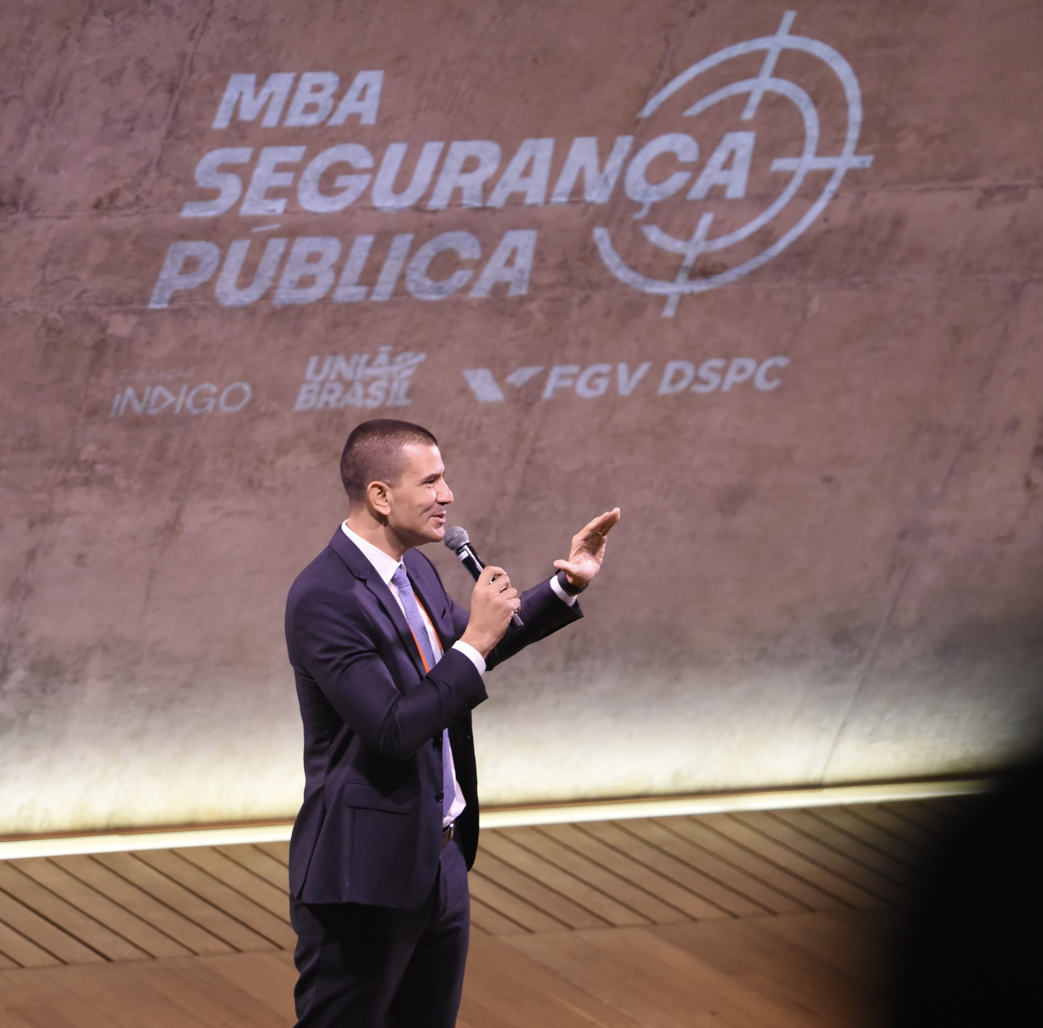 Douglas Ruas participa de lançamento do primeiro MBA partidário em Segurança Pública