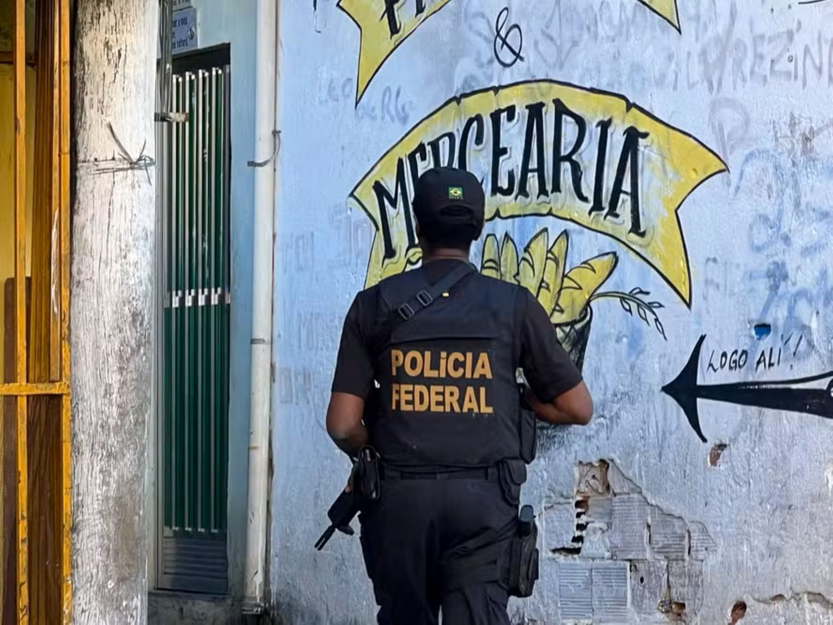 Operação da PF mira criminosos do CV suspeitos de agir como entregadores de aplicativo