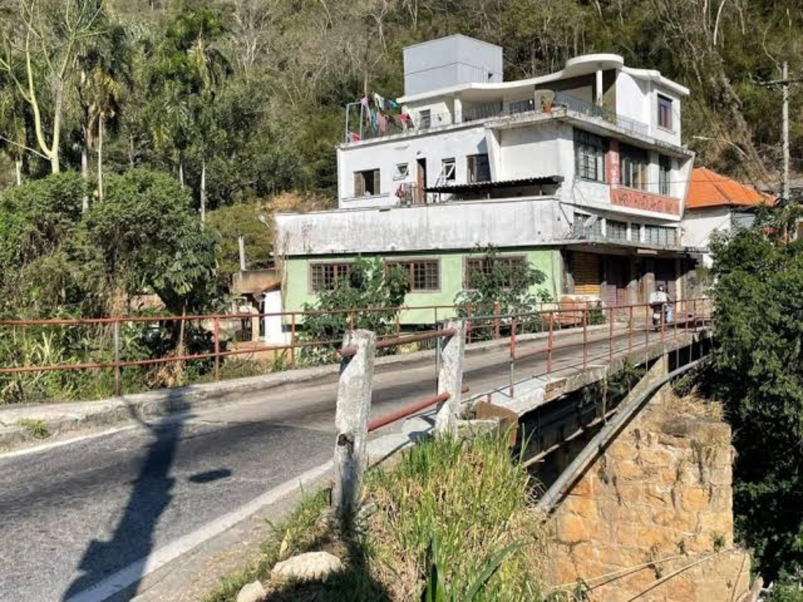 Ponte do Arranha-Céu será interditada nesta quarta (6) em Itaipava