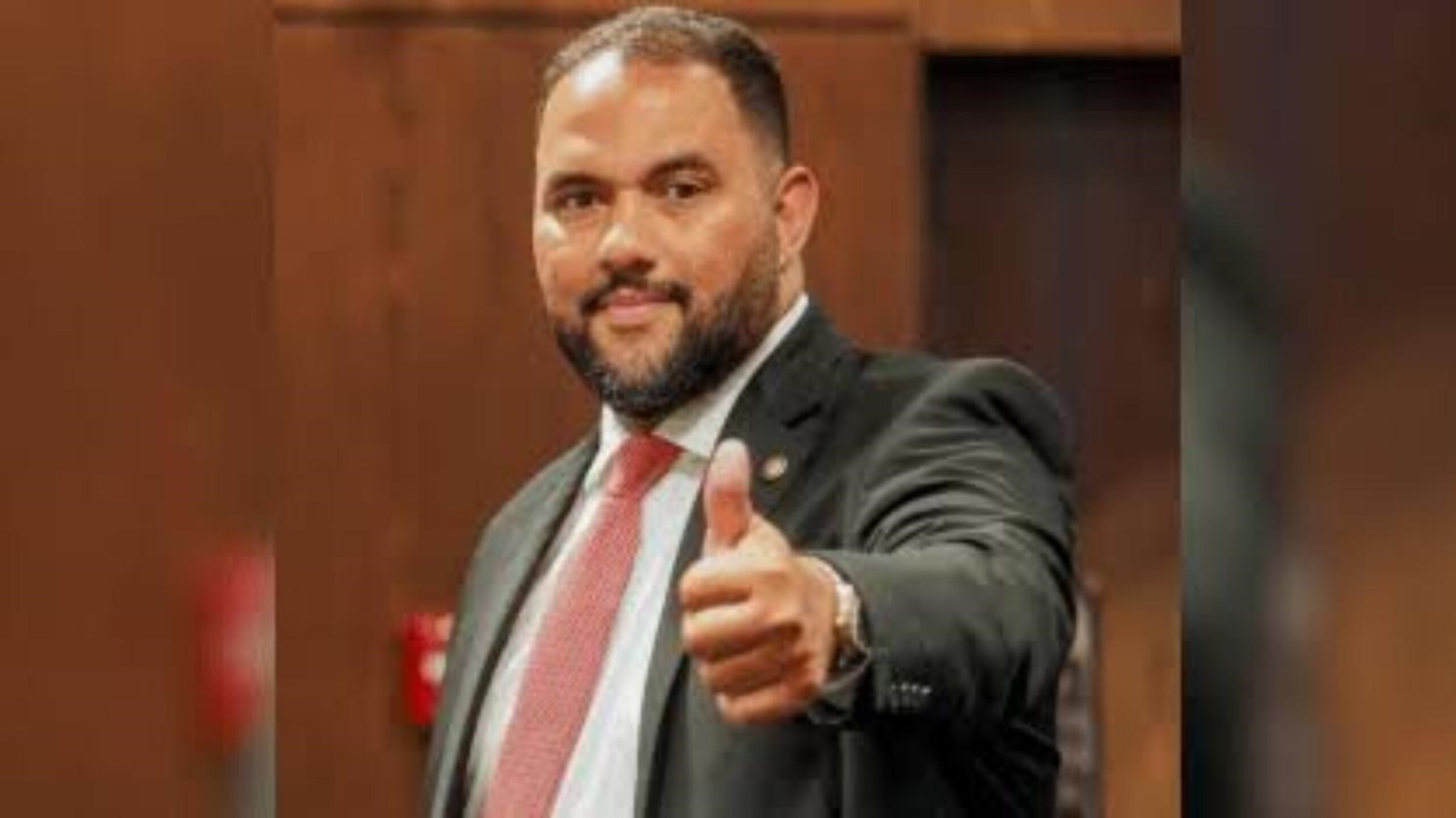 Alerj exonera todos os assessores de Thiago Rangel