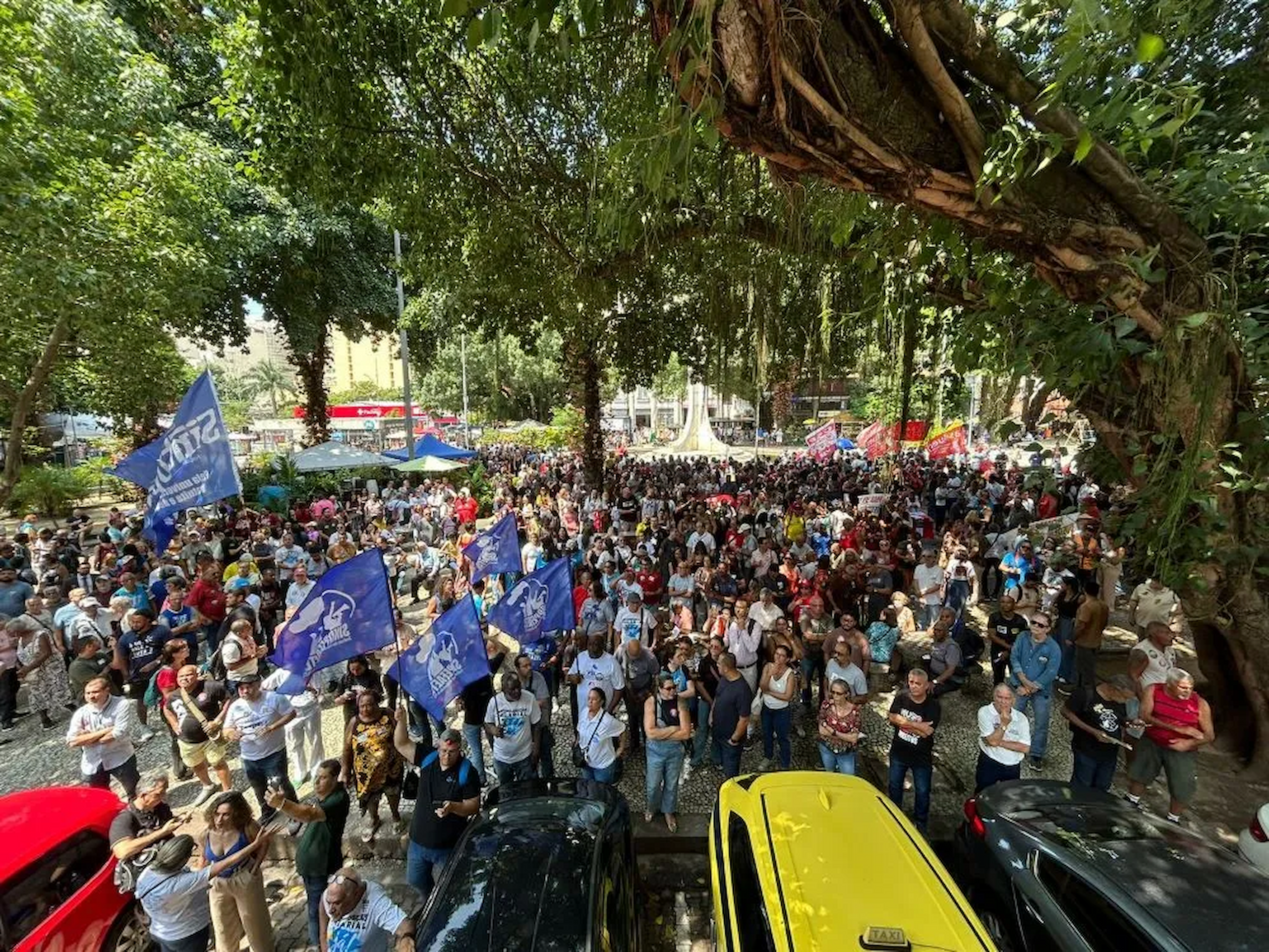Douglas Ruas promete discutir recomposição salarial em nova comissão da Alerj
