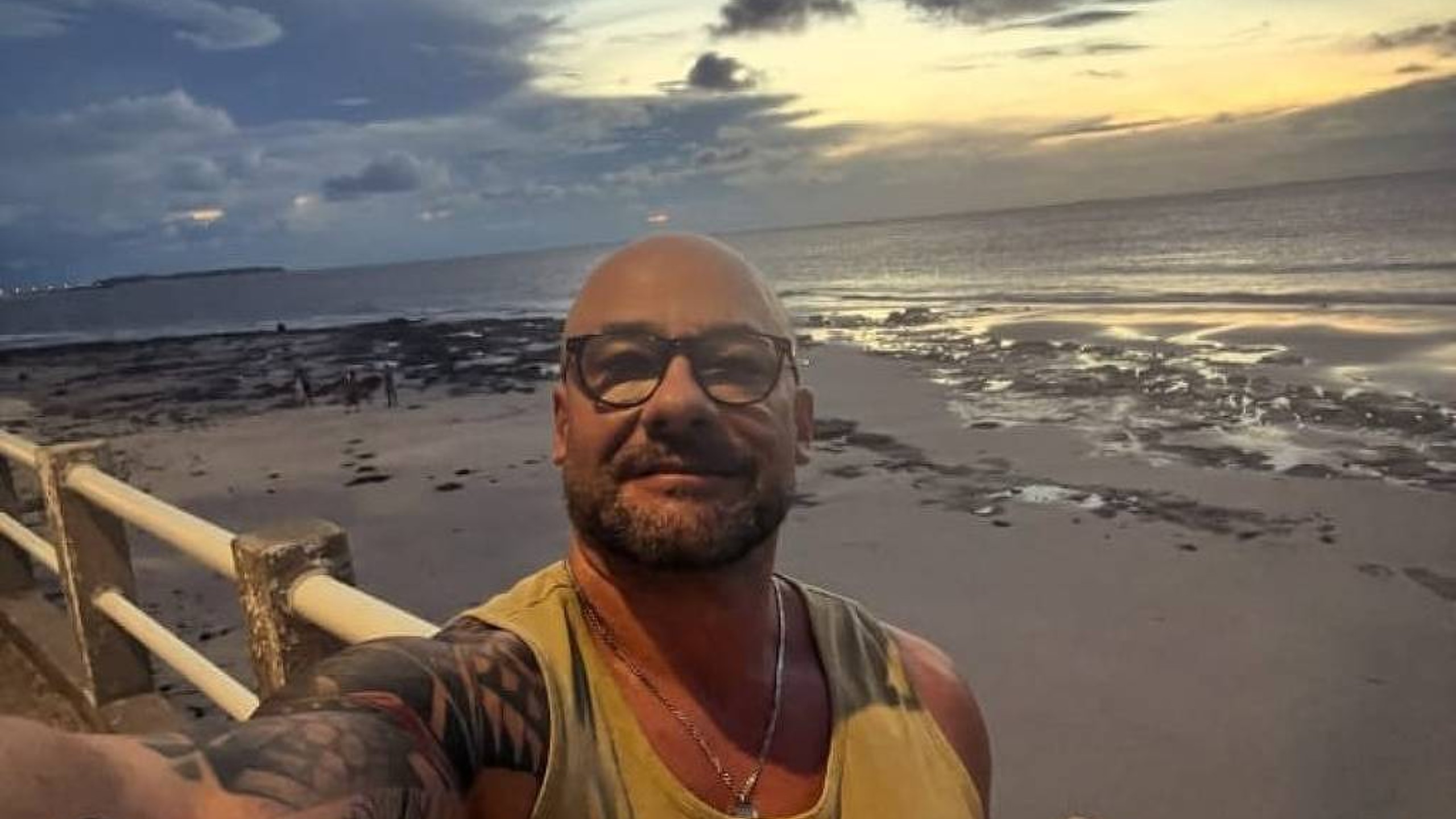 Flávio Bolsonaro exonera após denúncia seu assessor ex-dirigente da Caixa acusado de assédio sexual