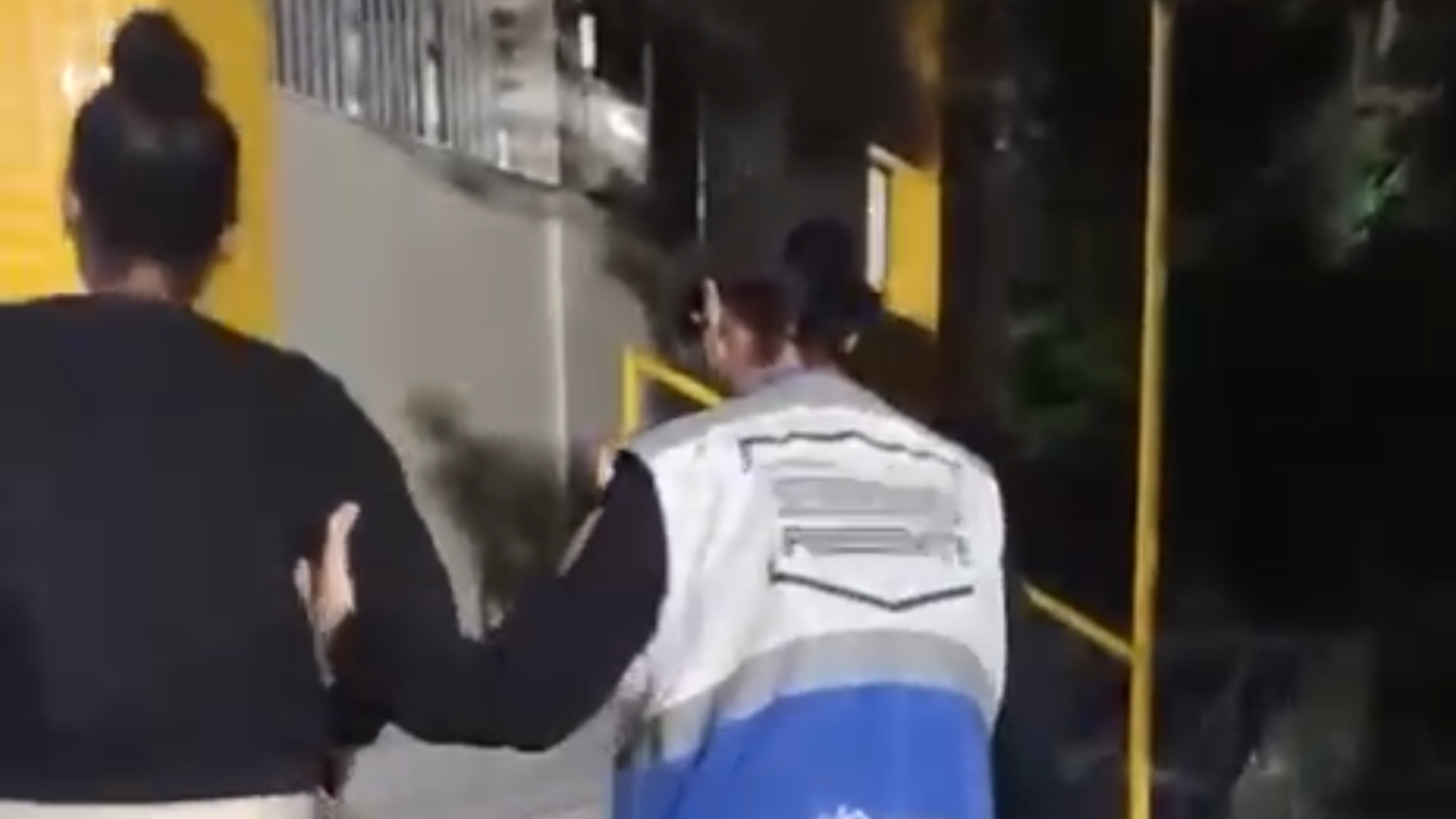 Mulher é presa por agredir gerente e funcionária de spa em Niterói; vídeo
