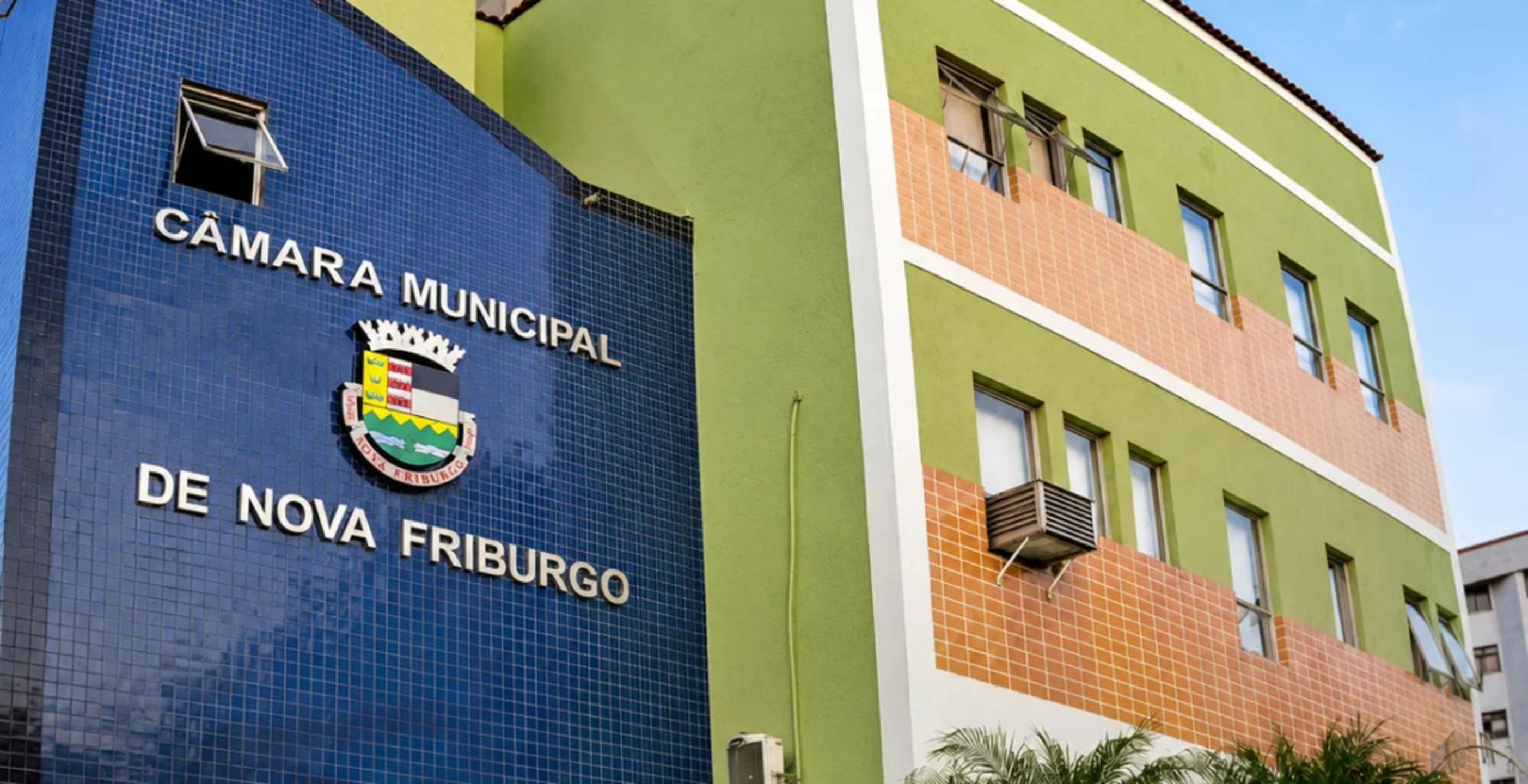 Câmara de Nova Friburgo aprova auxílio alimentação de até R$ 1 mil para vereadores; confira lista de votação
