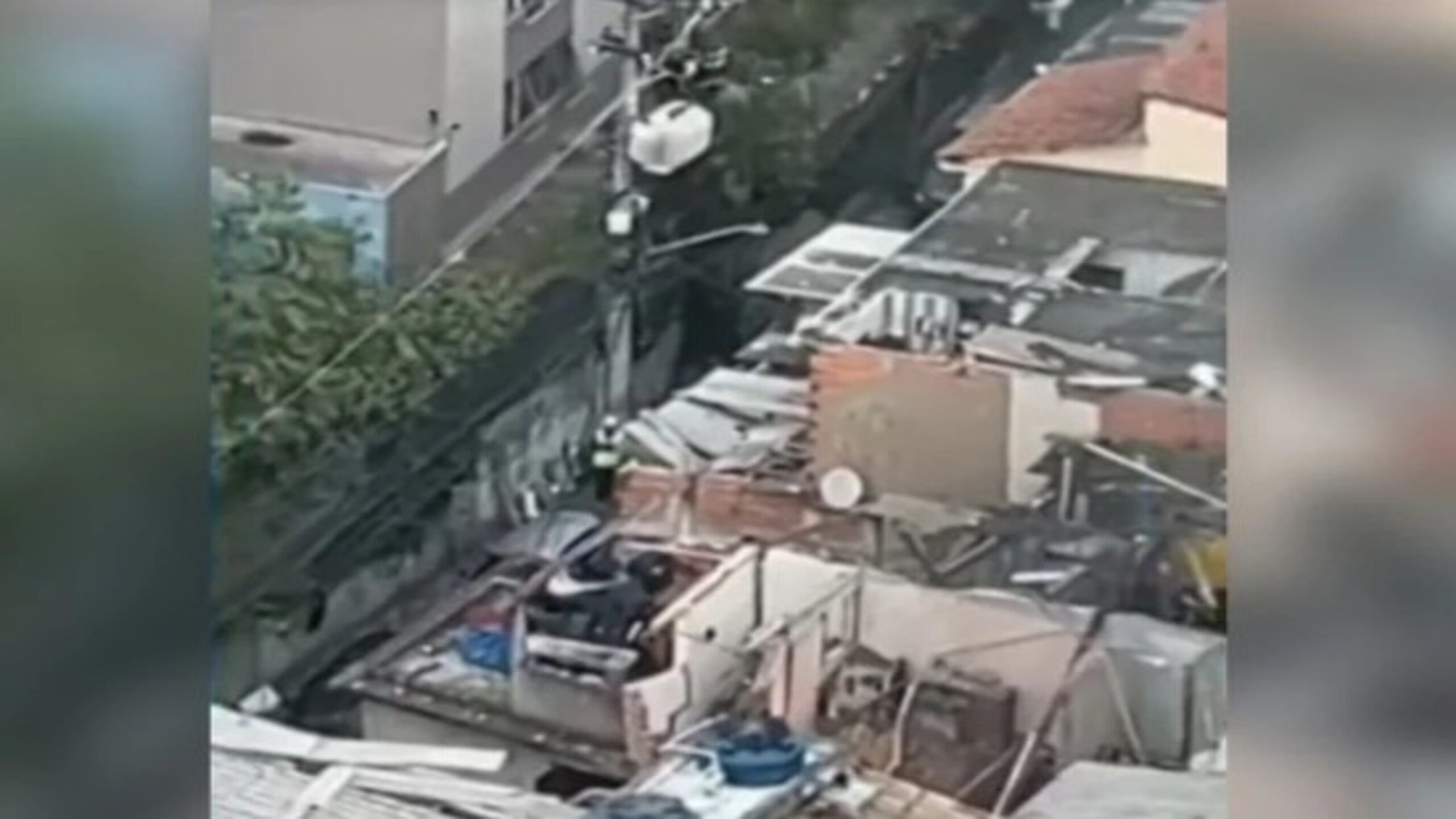 Vídeos: Explosão destrói casas e deixa feridos e soterrados em São Paulo
