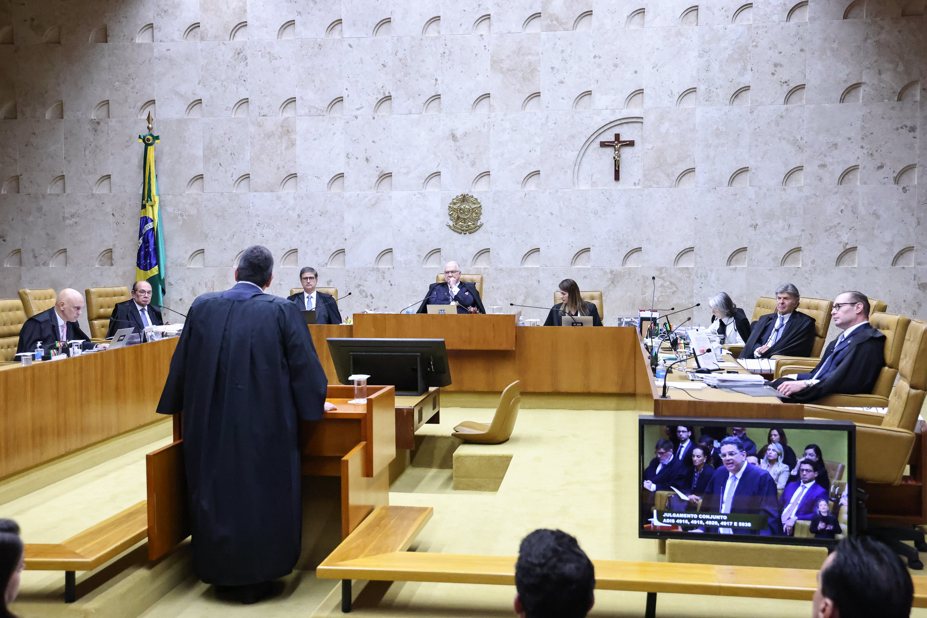 Ao vivo: STF inicia dia decisivo do julgamento dos royalties; Rio pode perder bilhões com mudança