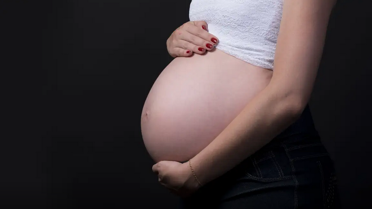 Projeto inclui doulas no SUS e cria rede de apoio para gestantes do Rio