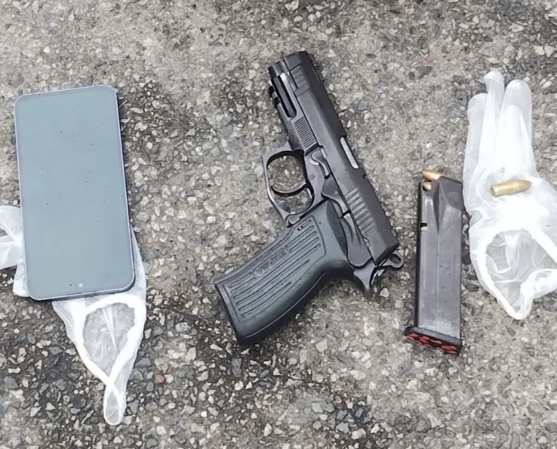 PM de folga reage a assalto ao ter arma apontada para o filho na Tijuca