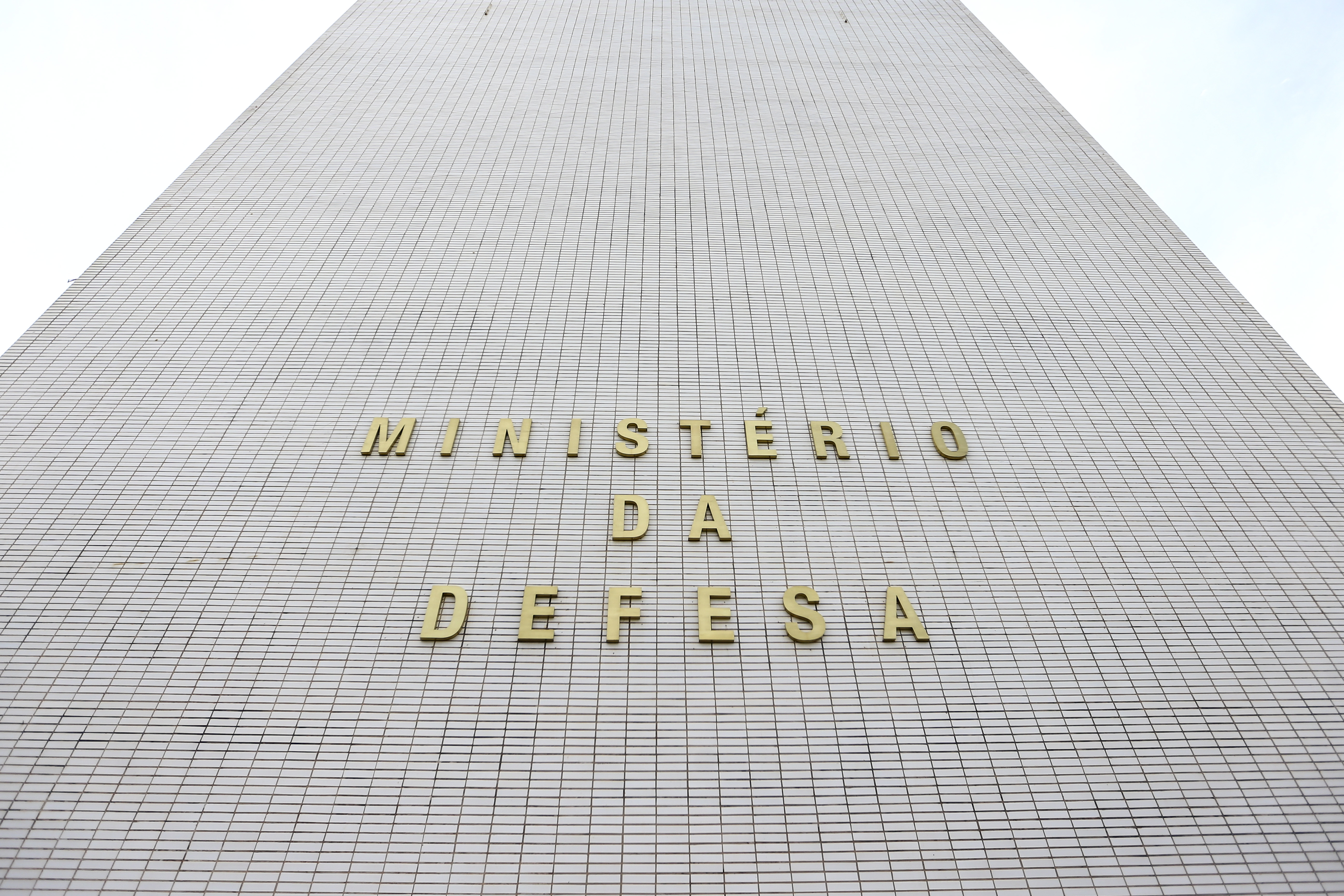 Governo promove bloqueio de R$ 22,1 milhões no Orçamento; Defesa é o ministério mais afetado