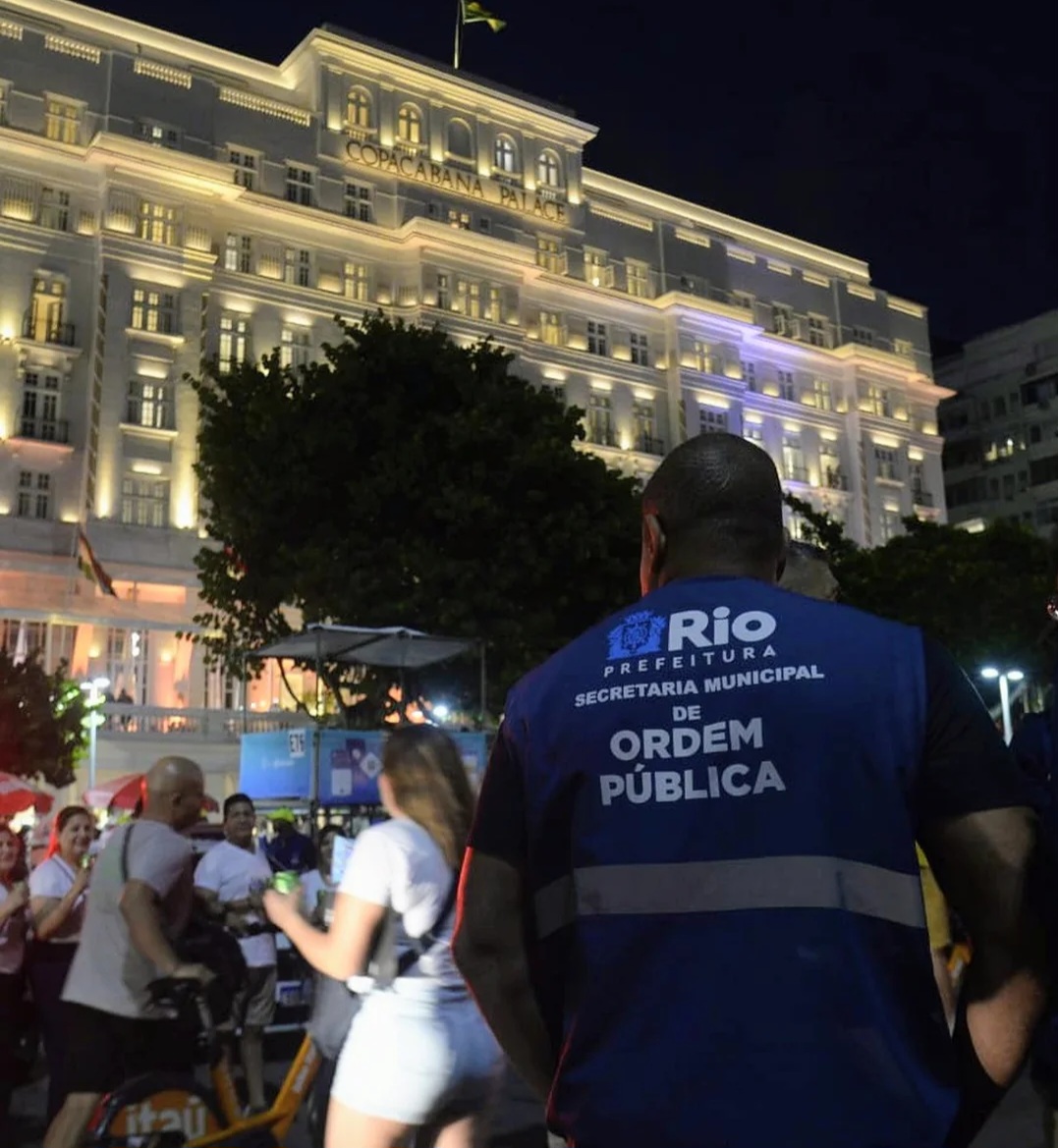 Show da Shakira: Mais de dez objetos perfurocortantes são apreendidos em um dos acessos a Copacabana, entre facas, canivetes e tesouras
