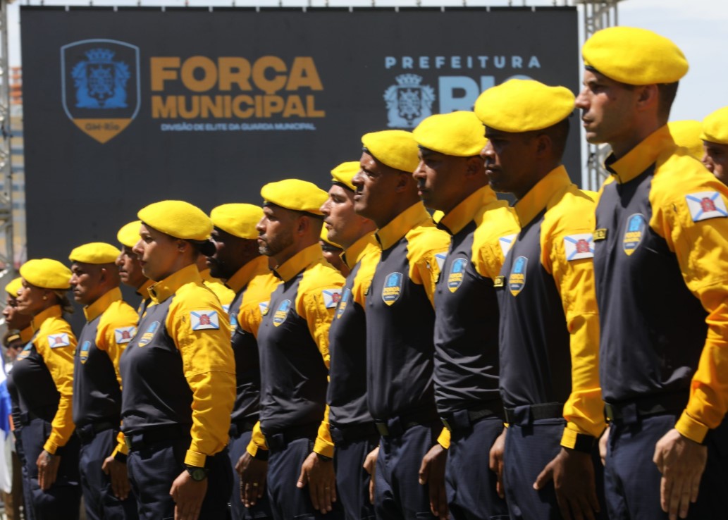 Boinas francesas ‘importadas’ de Goiás vão equipar tropa de elite da Guarda Municipal do Rio
