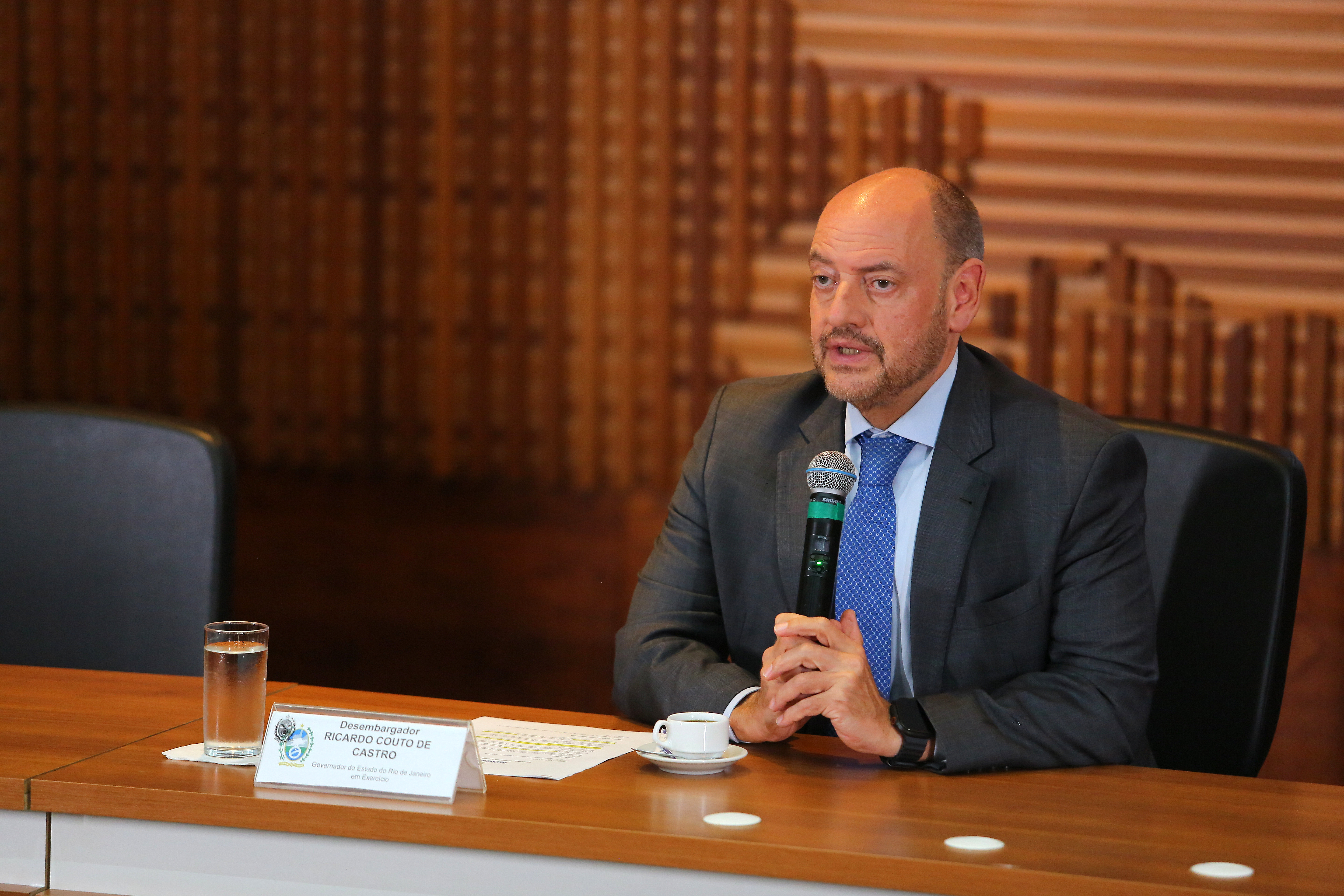 Ricardo Couto troca dirigentes da Loterj, Procon, DER e faz novas mudanças em secretarias