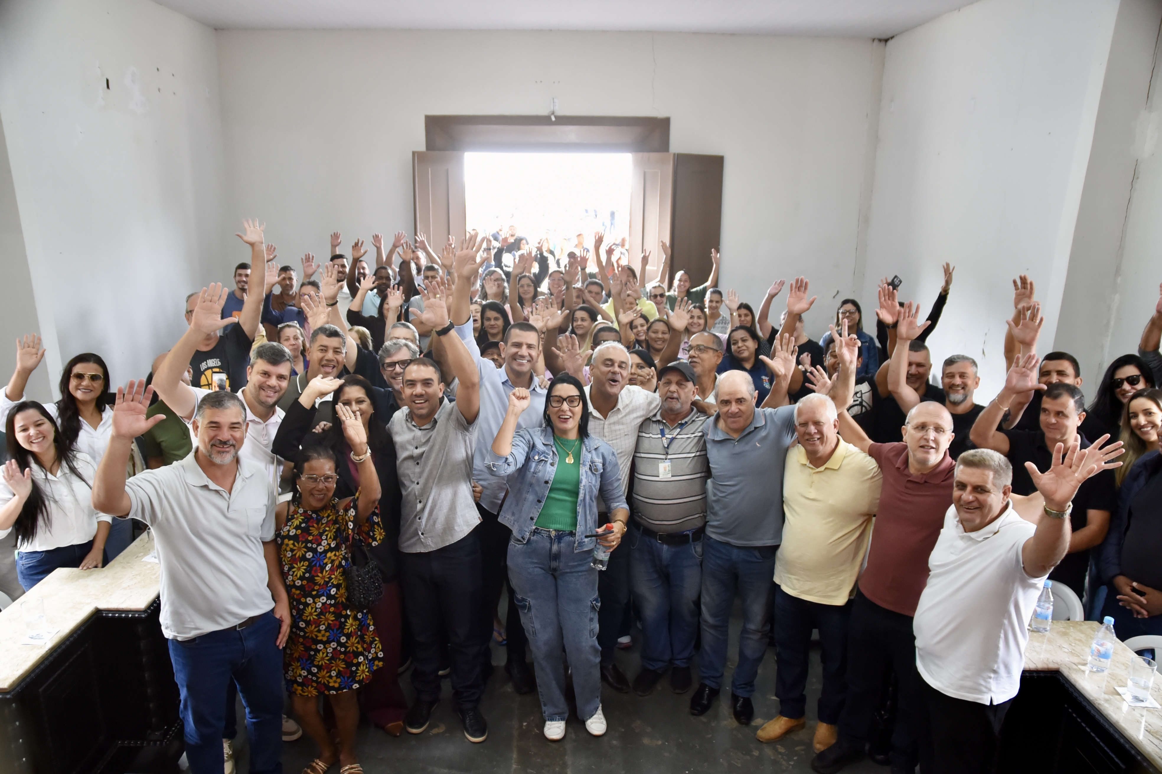 Douglas Ruas leva agenda ao interior e acompanha resultados de investimentos em municípios