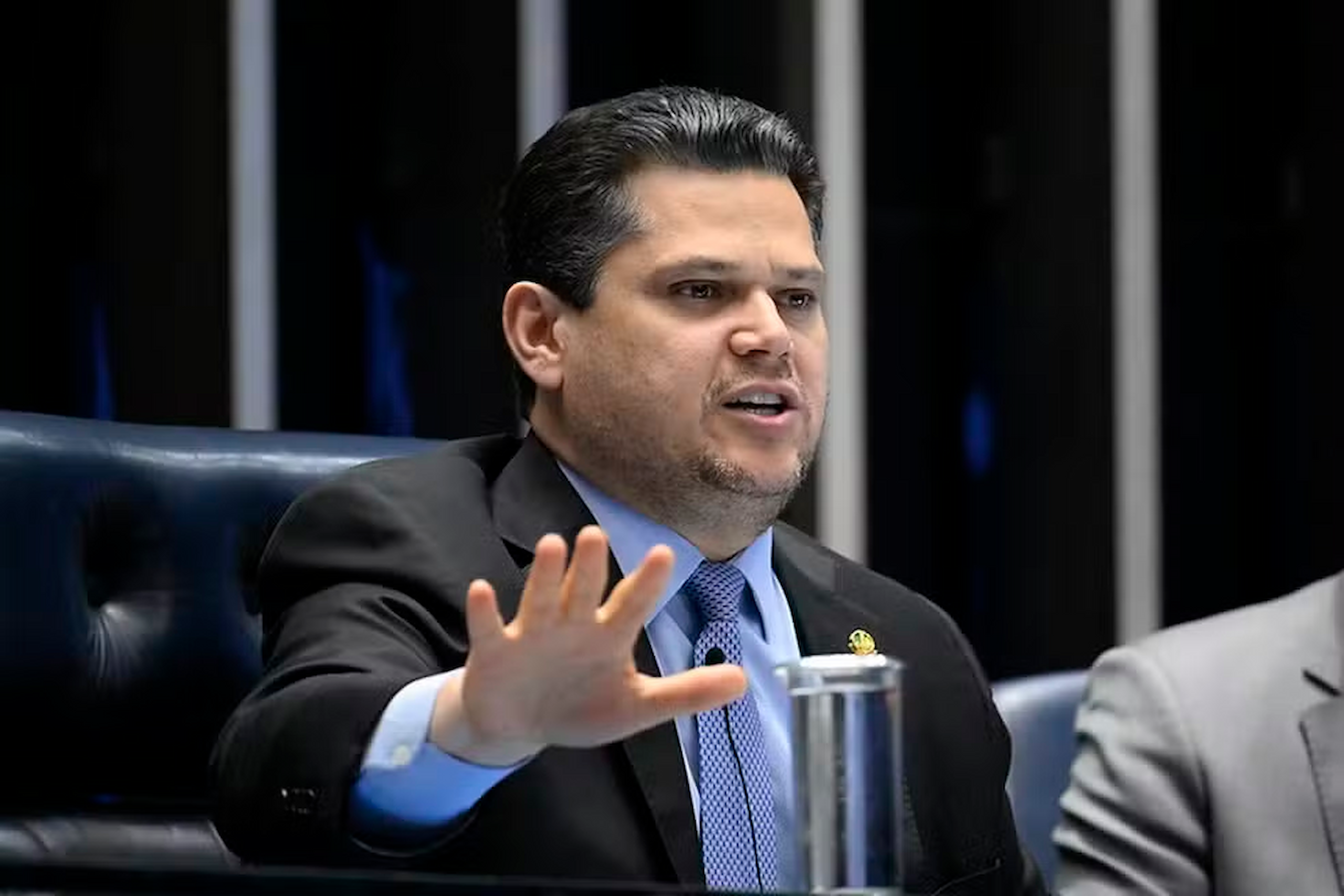 PEC do fim da escala 6×1 entra em semana decisiva no Senado