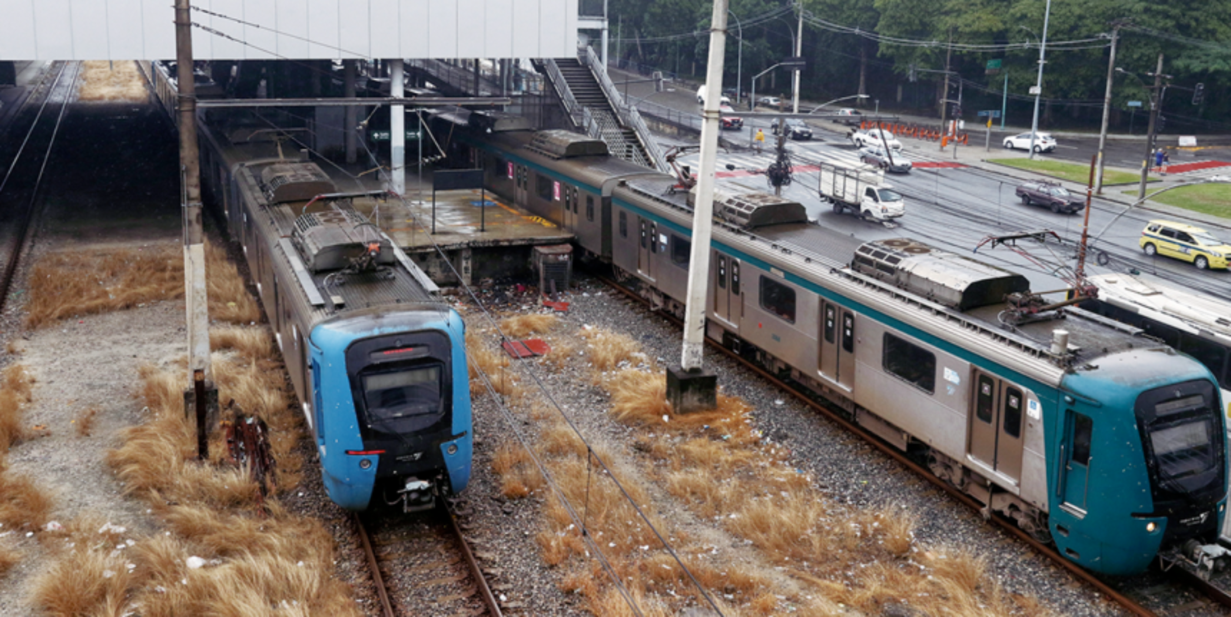 Comissão da Câmara do Rio avalia primeiro dia útil da TrensRJ e aponta gargalos na infraestrutura