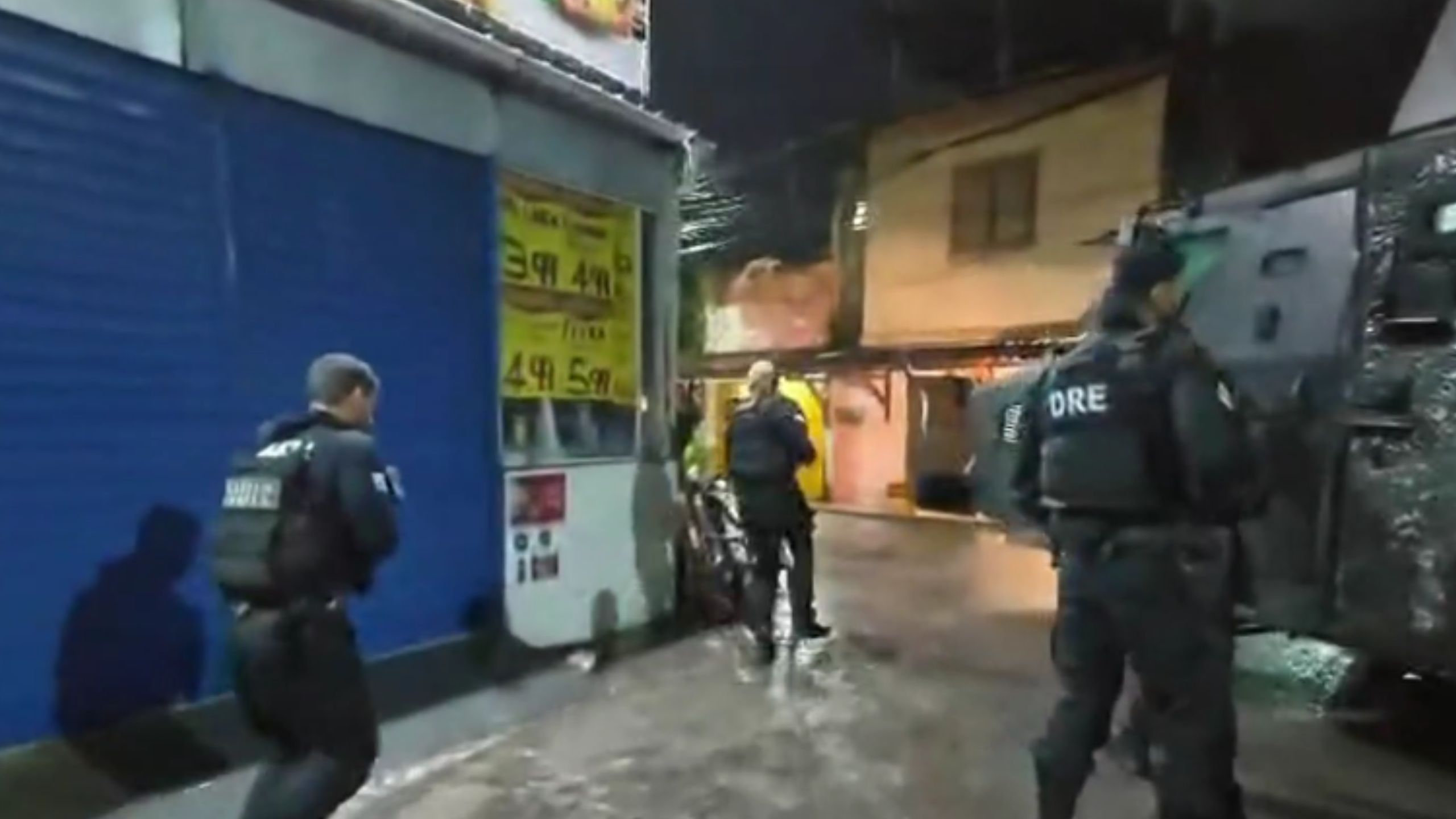 Polícia Civil busca traficantes que torturaram e filmaram mulheres em São Gonçalo