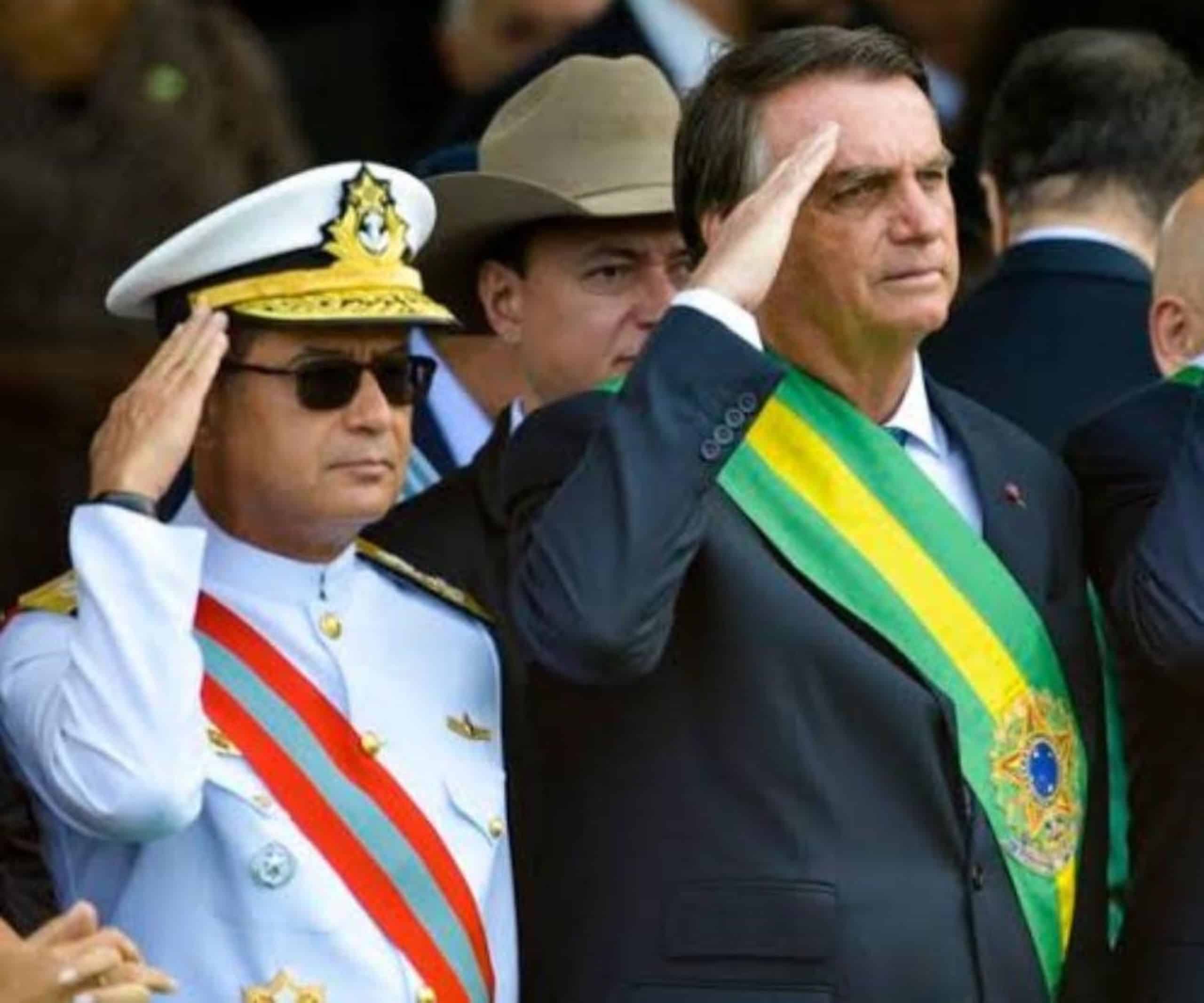 STM julga recurso de Bolsonaro em processo que pode resultar na perda da patente militar