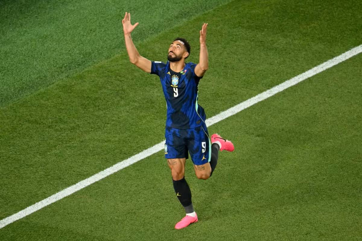 Brasil vence Haiti, convence em campo e assume liderança do Grupo C da Copa