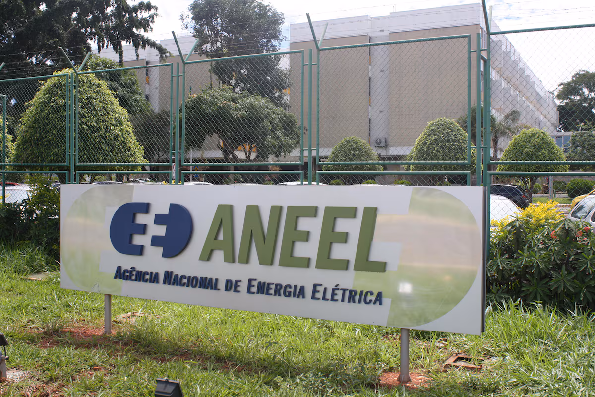 Aneel dá sinal verde a leilão bilionário e ignora impasse que chegou à Justiça