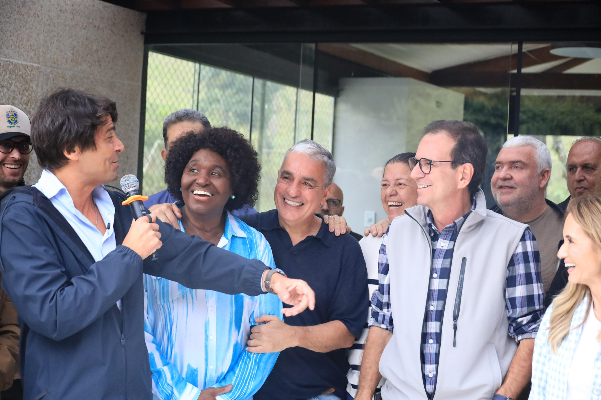 Presença de prefeitos infiéis leva grupo de Paes a blindar encontro no sítio de Ceciliano