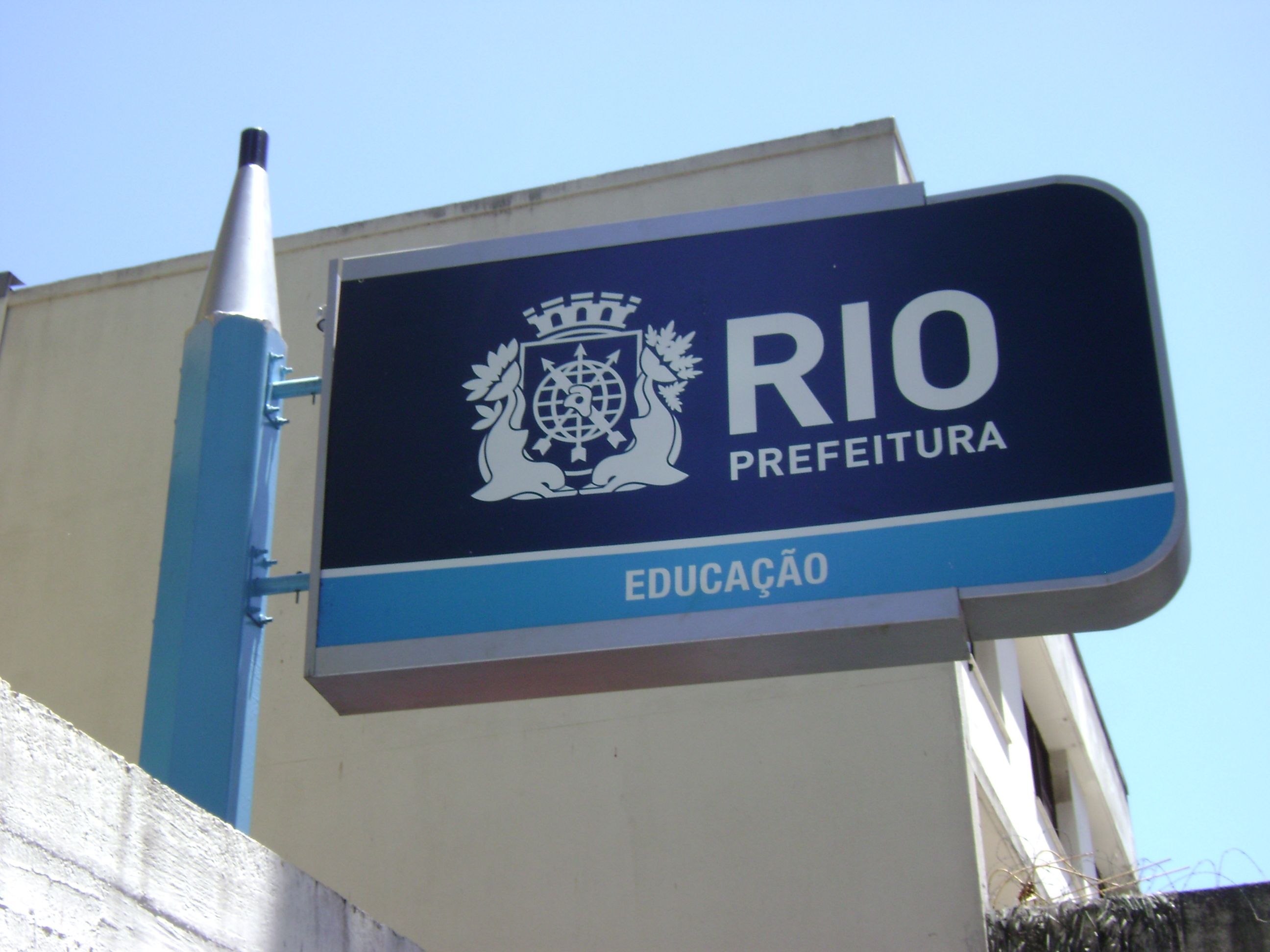 Projeto cria ‘Pezinho de Meia’ para estudantes da rede municipal do Rio