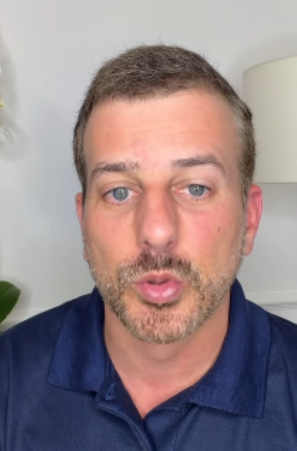 Soranz reage após ser chamado de ‘bicha pão com ovo’ e acusa Marcelo Diniz de violência política; vídeo