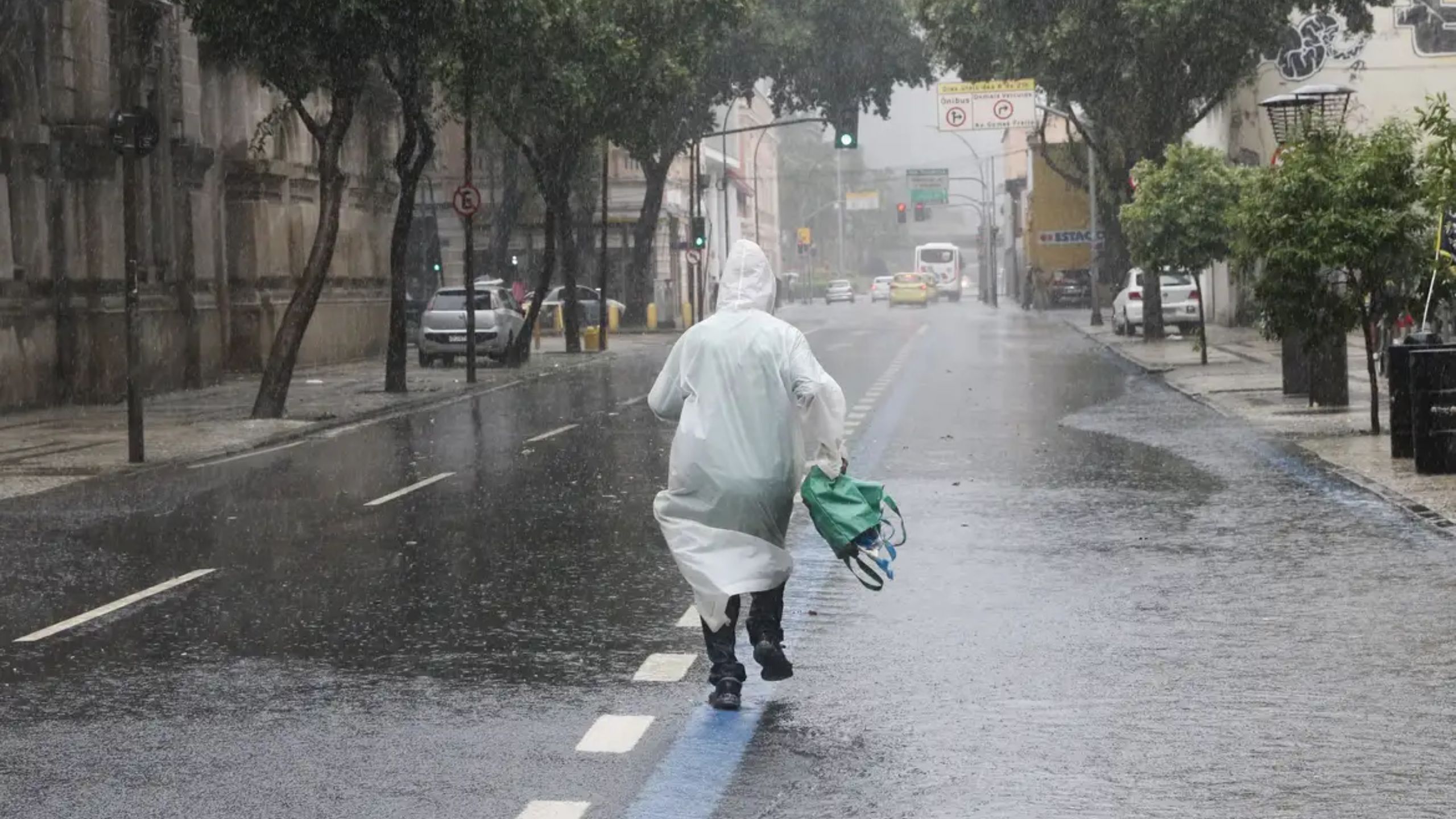 Fim de semana no Rio terá pancadas de chuva e calor de até 31ºC; veja a previsão