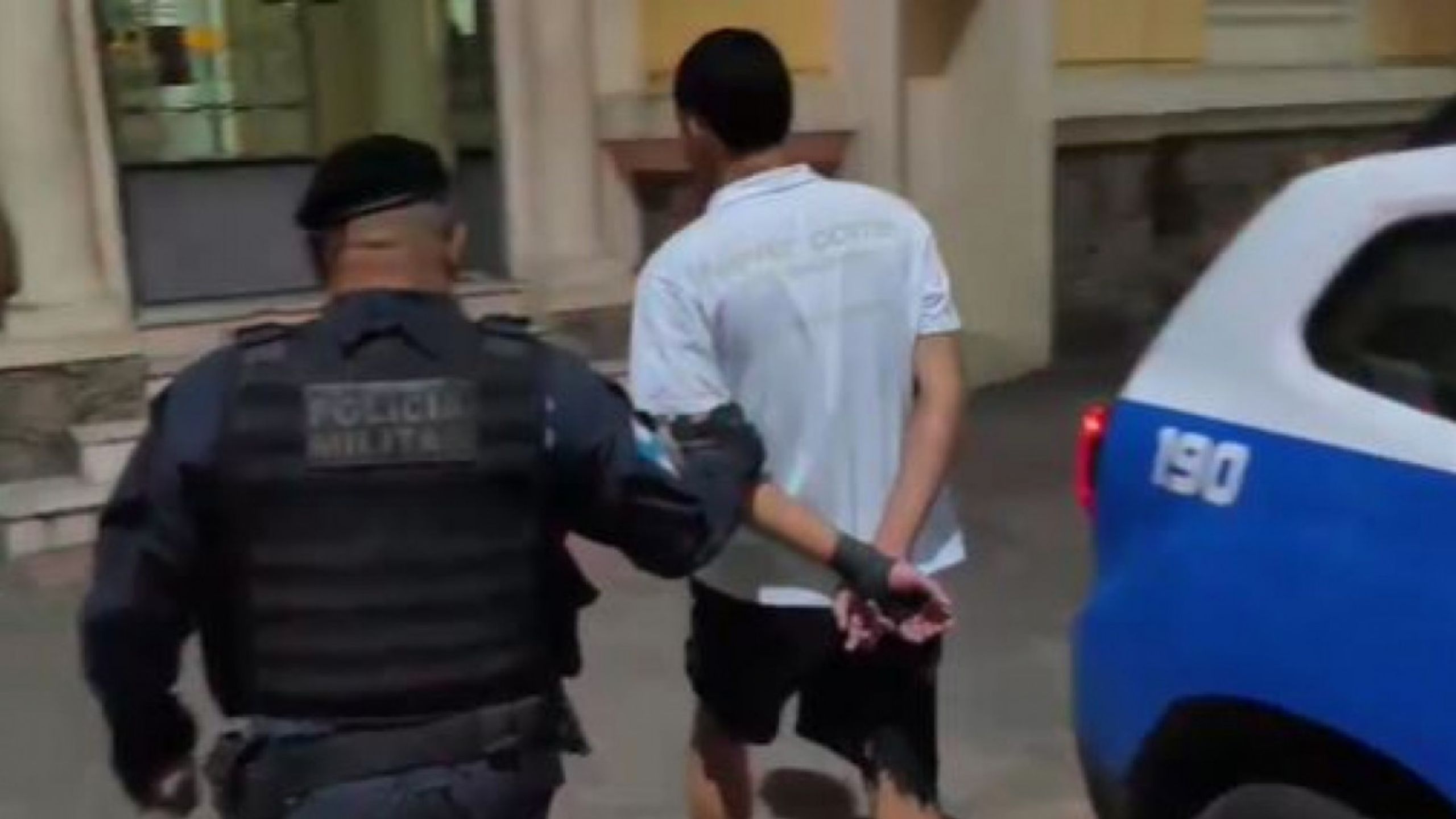 Homem é preso após invadir escola em Niterói