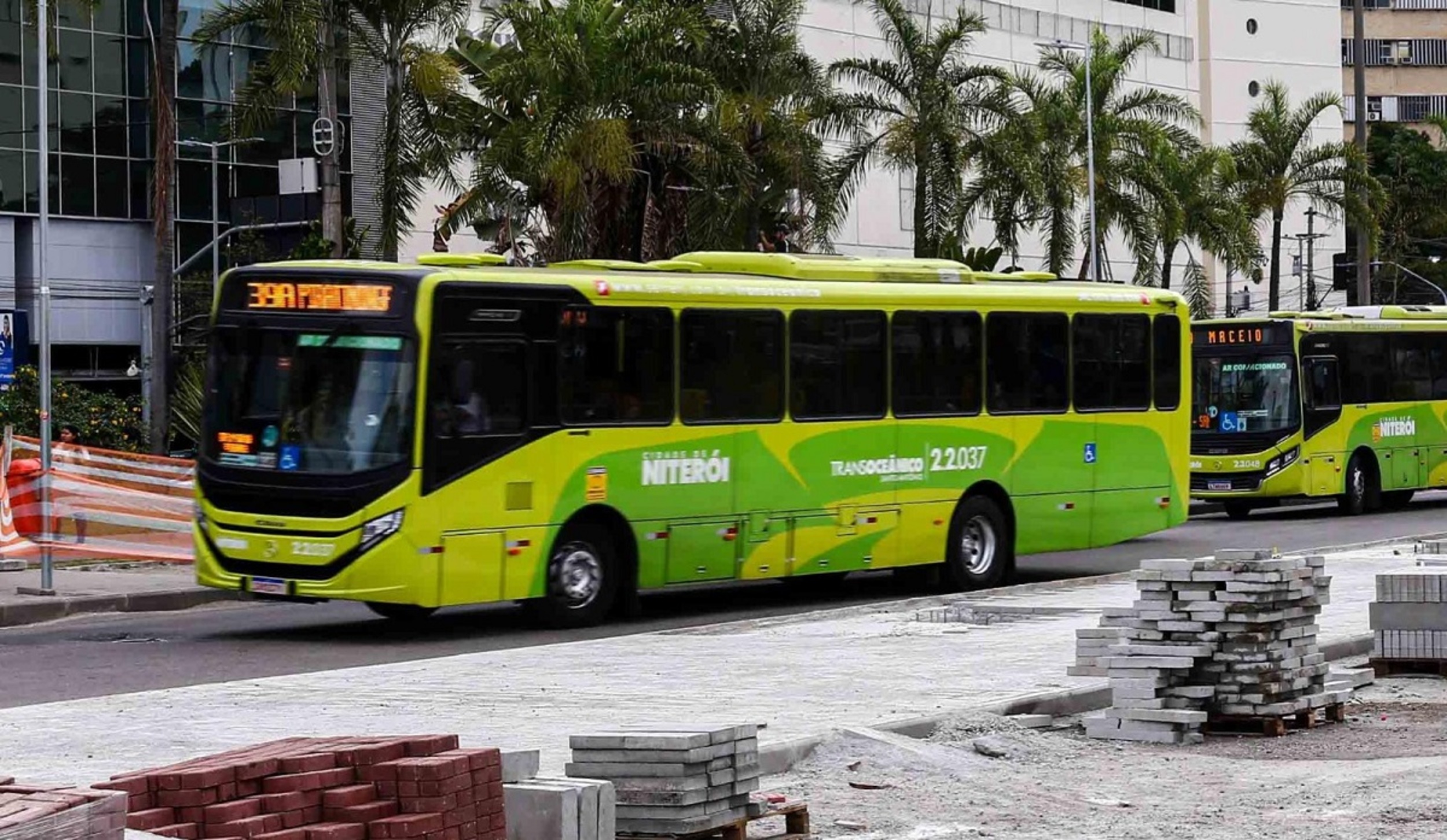 Seguindo decisão do Rio, sindicato defende fim do pagamento em dinheiro nos ônibus de Niterói