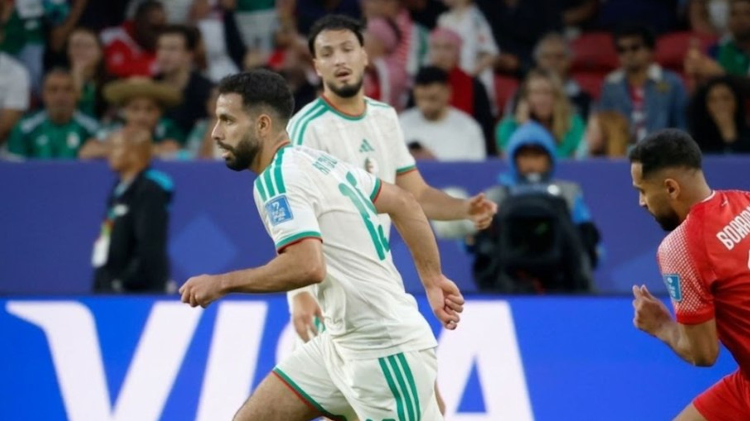 Argélia vira sobre a Jordânia e decide vaga nas oitavas contra a Áustria na Copa do Mundo