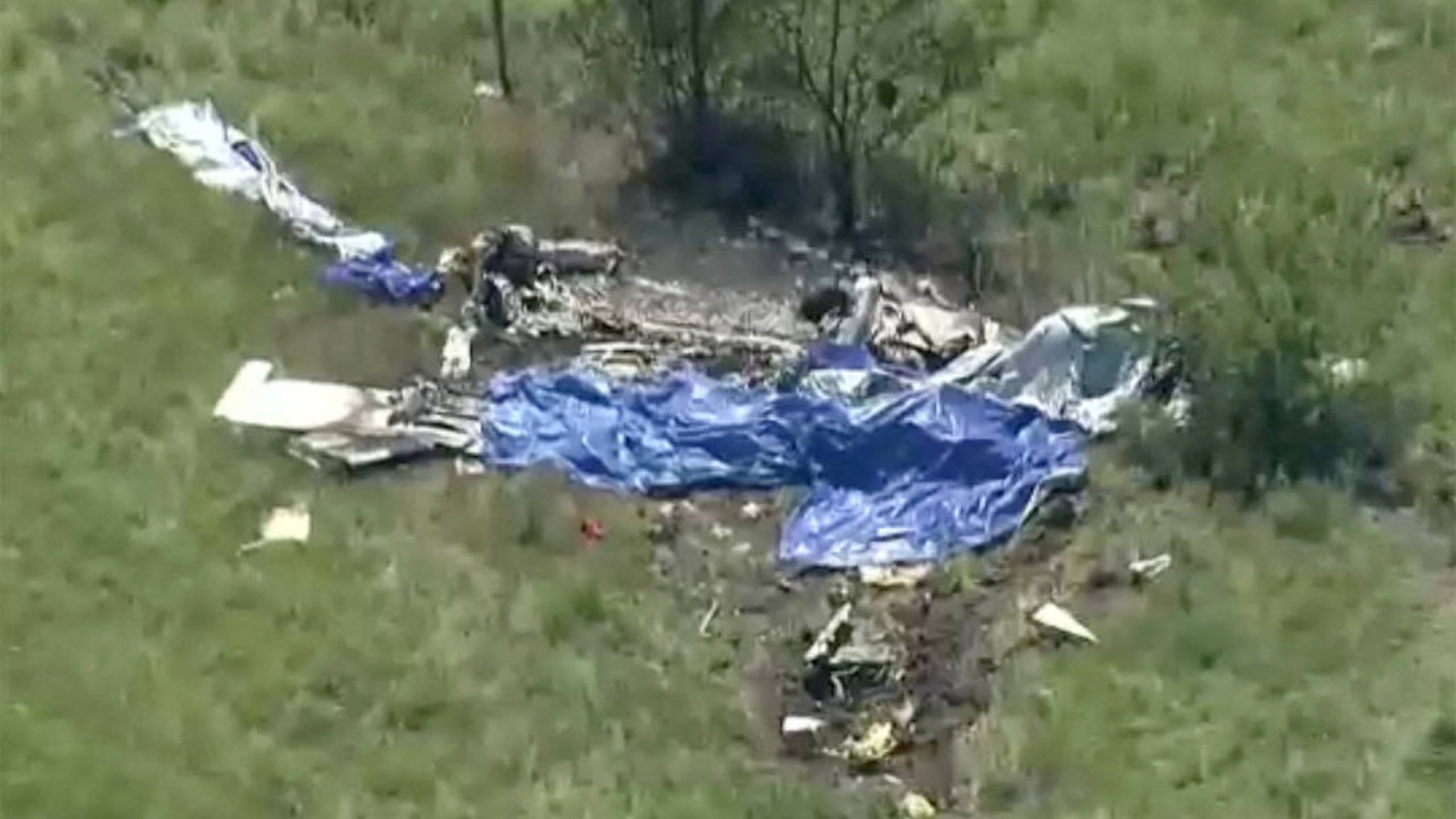 Queda de avião com paraquedistas deixa 12 mortos e mobiliza autoridades dos EUA