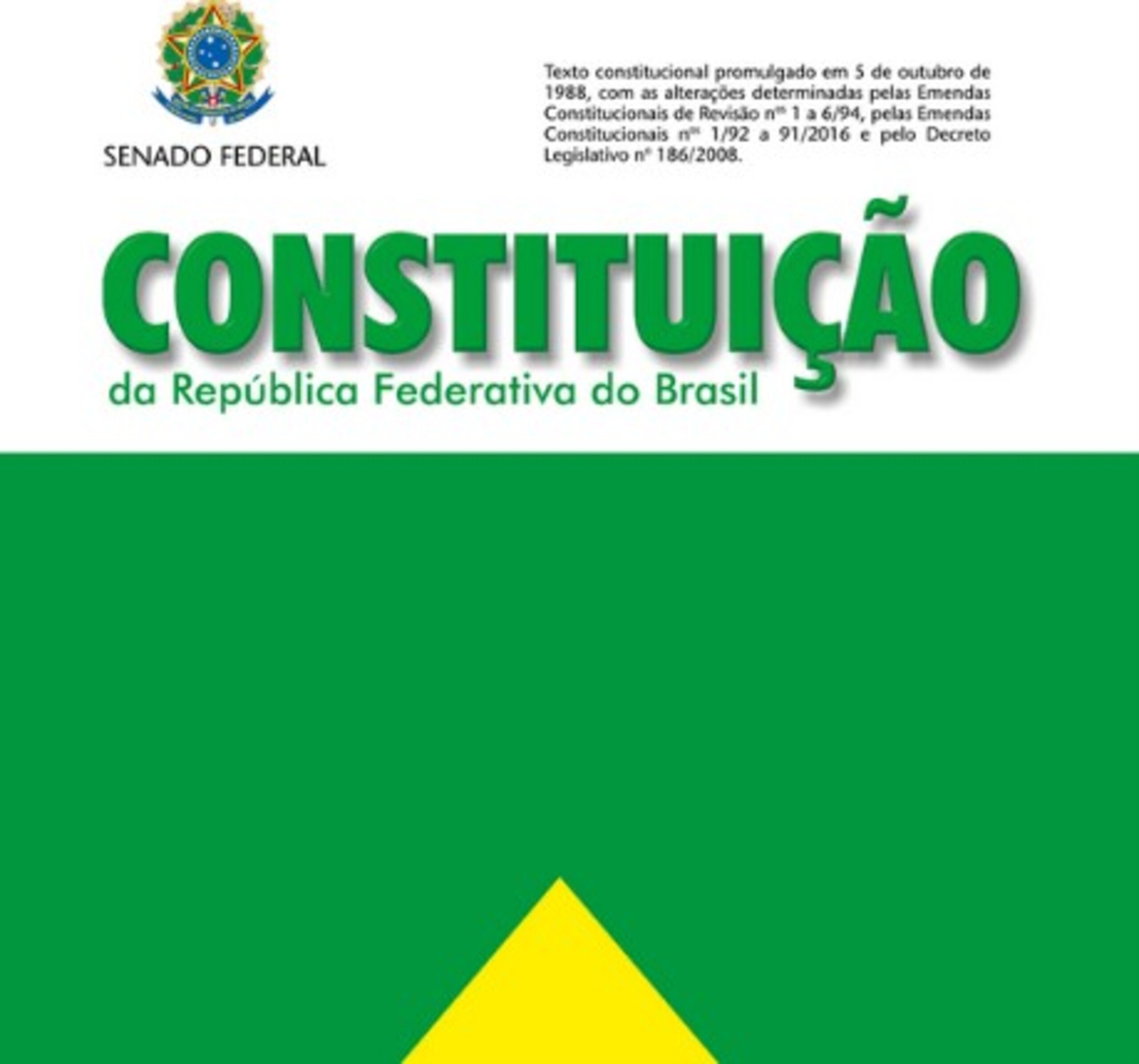 A democracia não cabe em togas