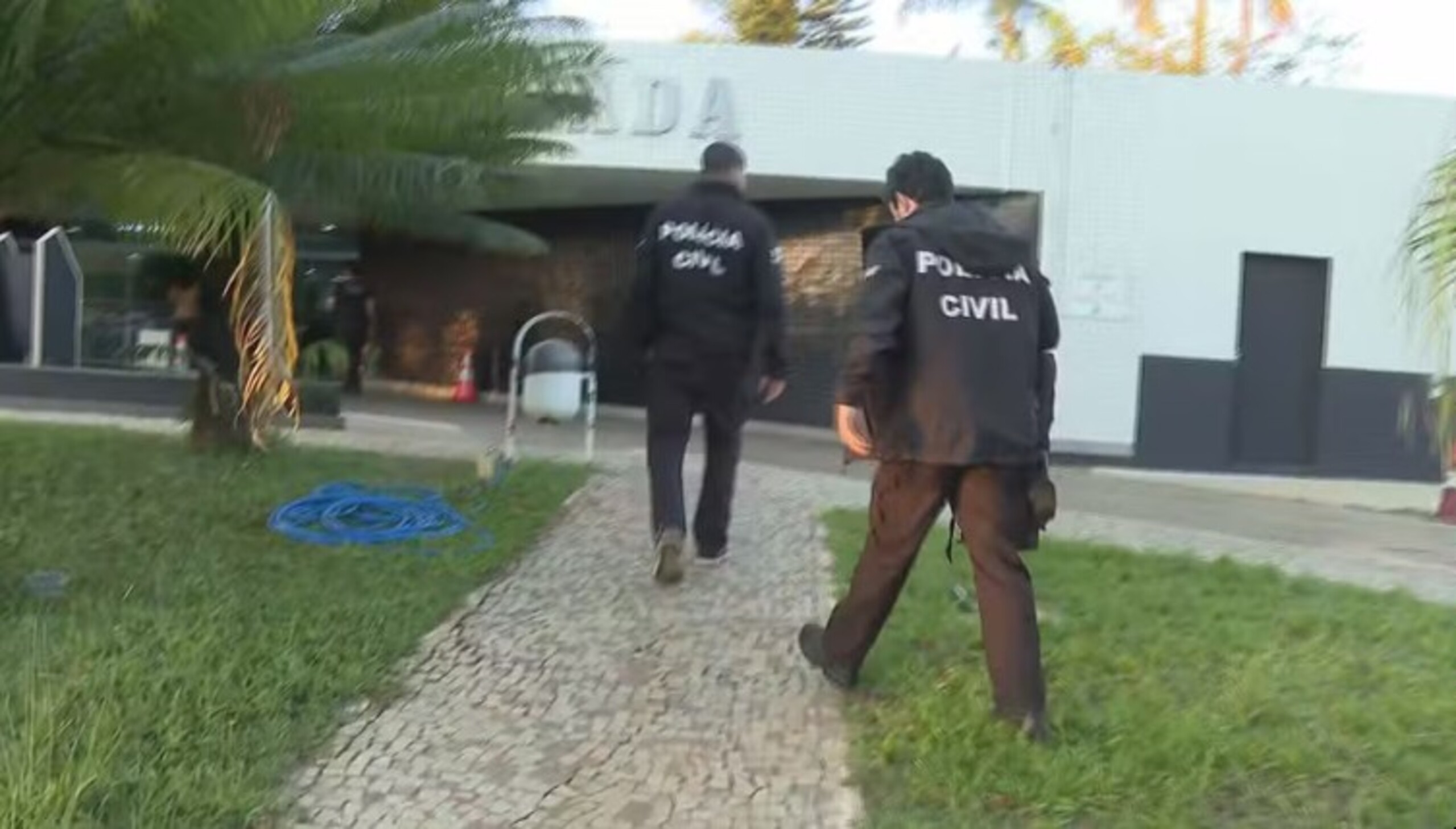 Operação prende servidores do BRB por fraude que desviou R$ 5 milhões de aposentados