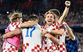 Croácia vence Panamá, Colômbia garante classificação e Inglaterra empata com Gana na Copa