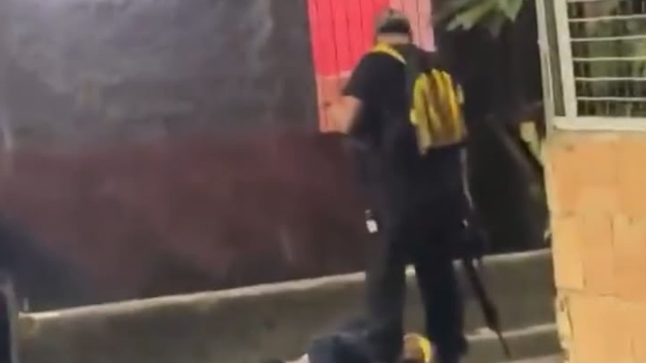 Criminoso é baleado em confronto com a PM em Duque de Caxias