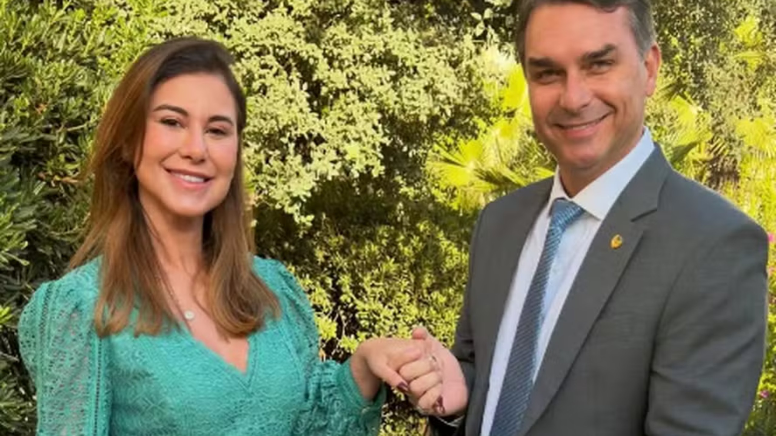 Fernanda sai em defesa do marido Flávio Bolsonaro após embate público com Michelle
