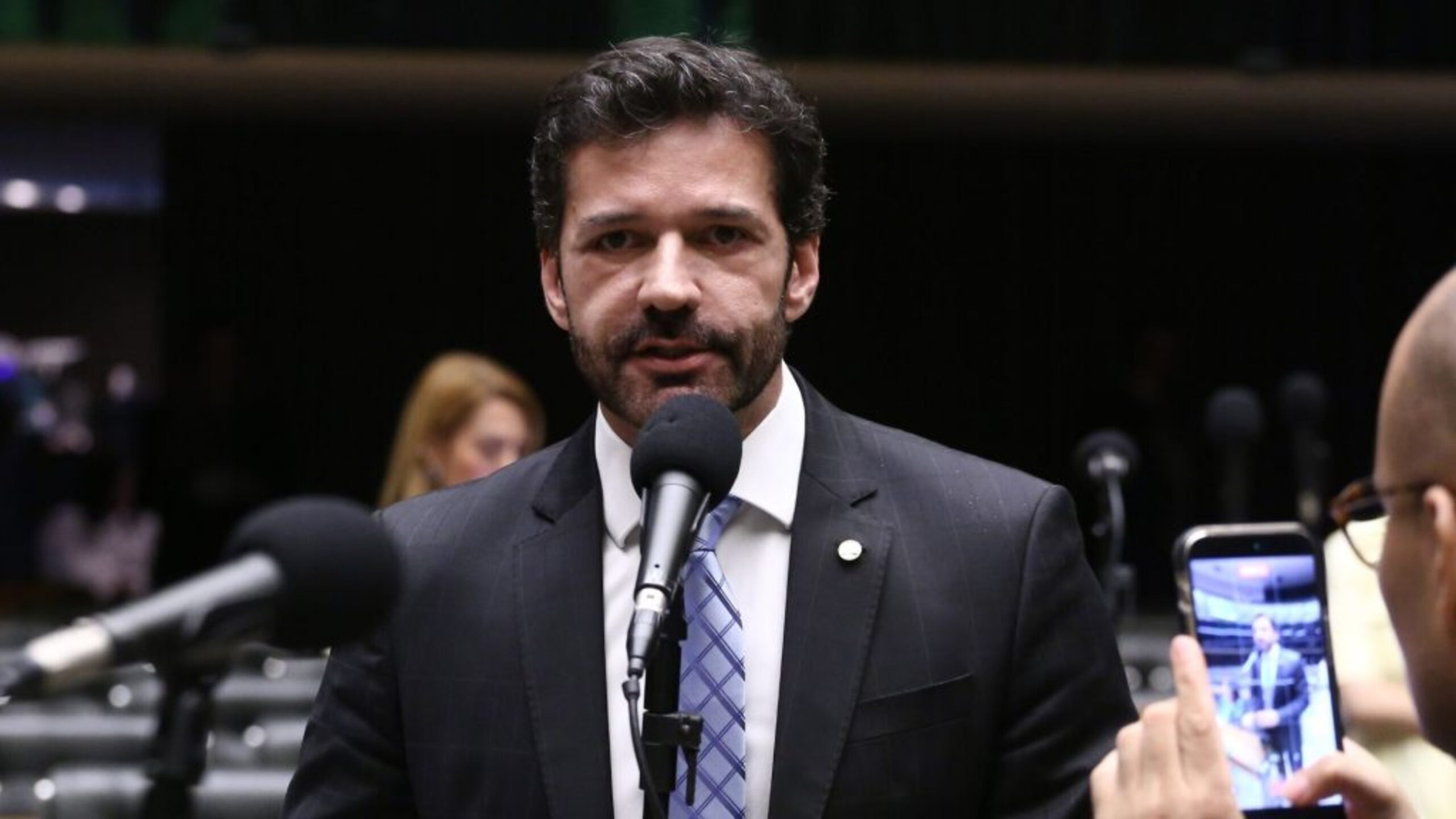 Gilmar Mendes arquiva inquérito contra ex-ministro de Bolsonaro sobre supostas candidaturas laranjas