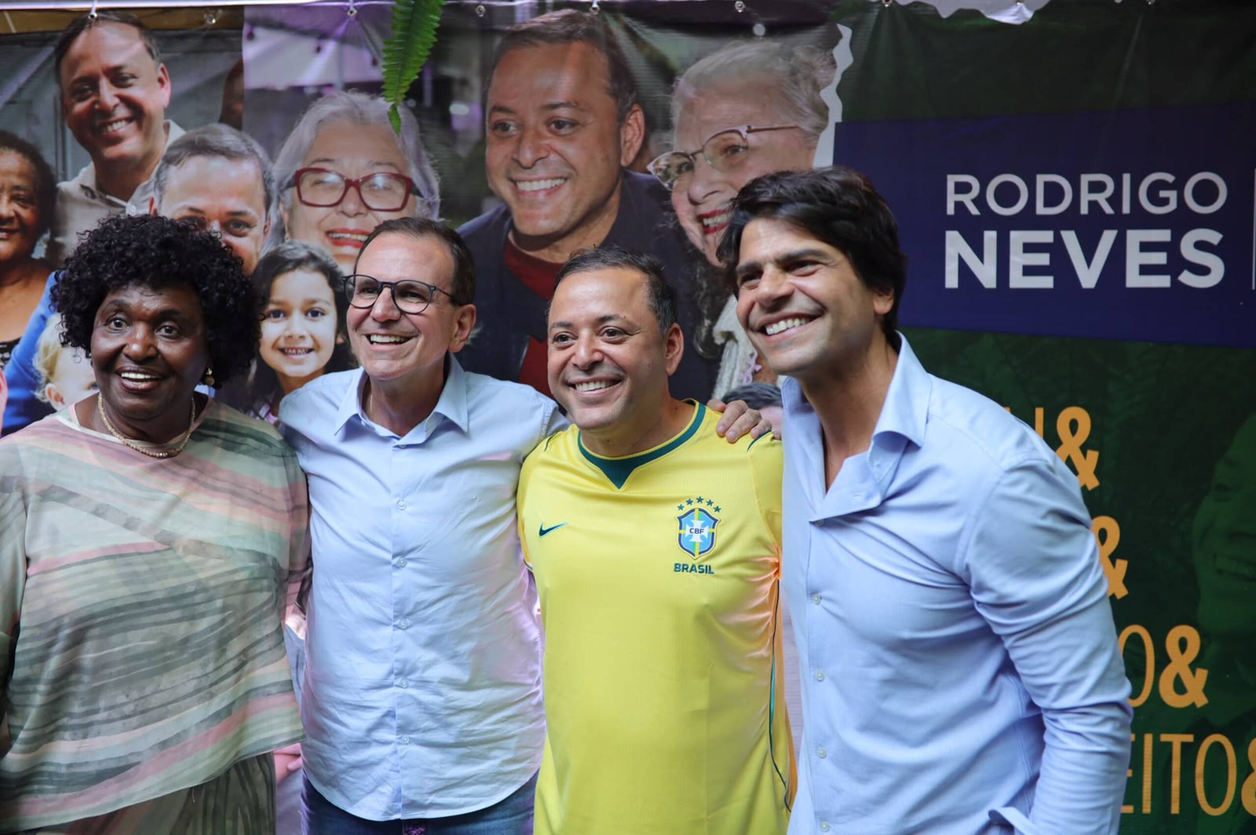 Aniversário de 50 anos de Rodrigo Neves reúne nomes de peso da política fluminense
