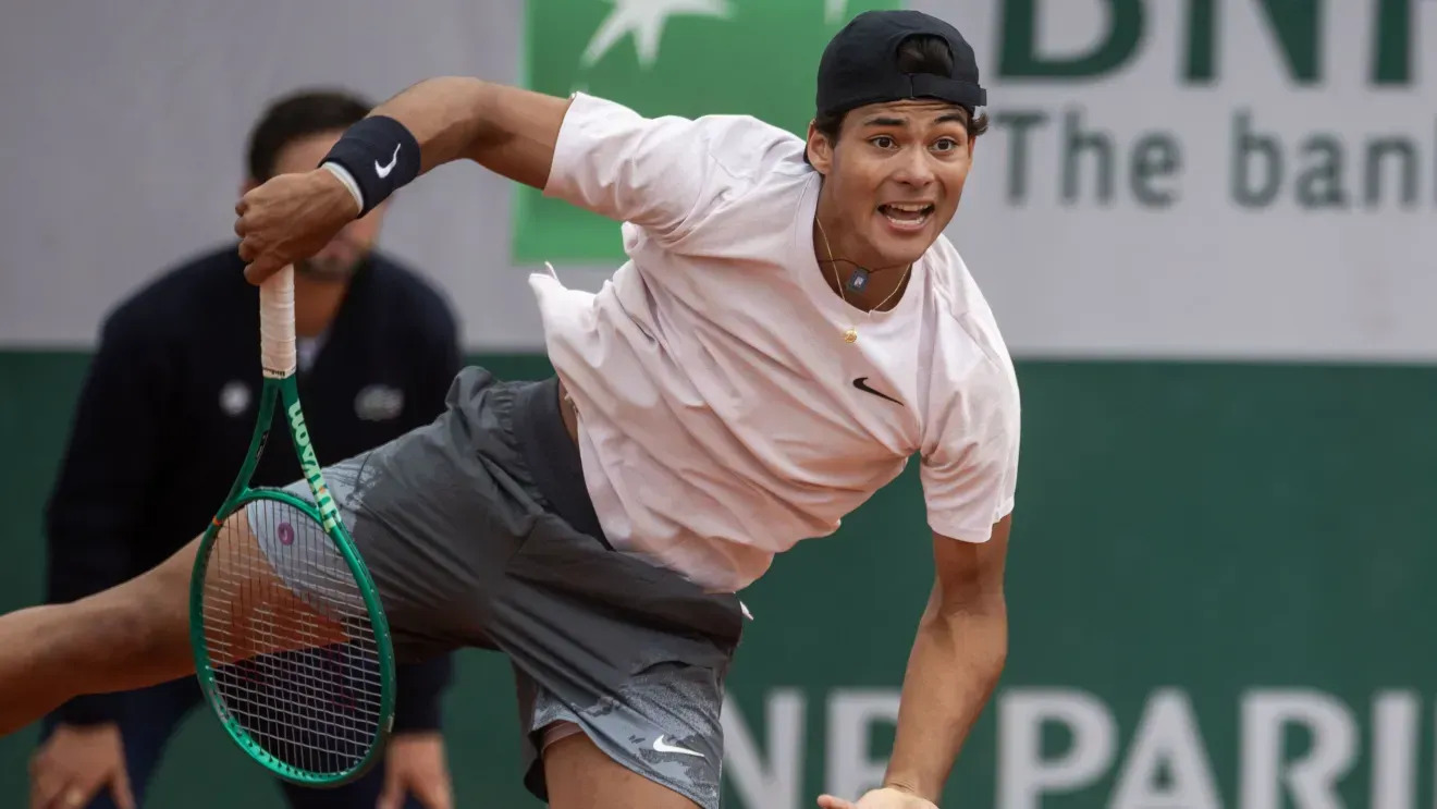 Guto Miguel conquista Roland Garros juvenil e faz história no tênis brasileiro