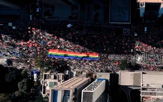 Parada LGBT+ de São Paulo reúne cerca de 36,8 mil pessoas na Avenida Paulista
